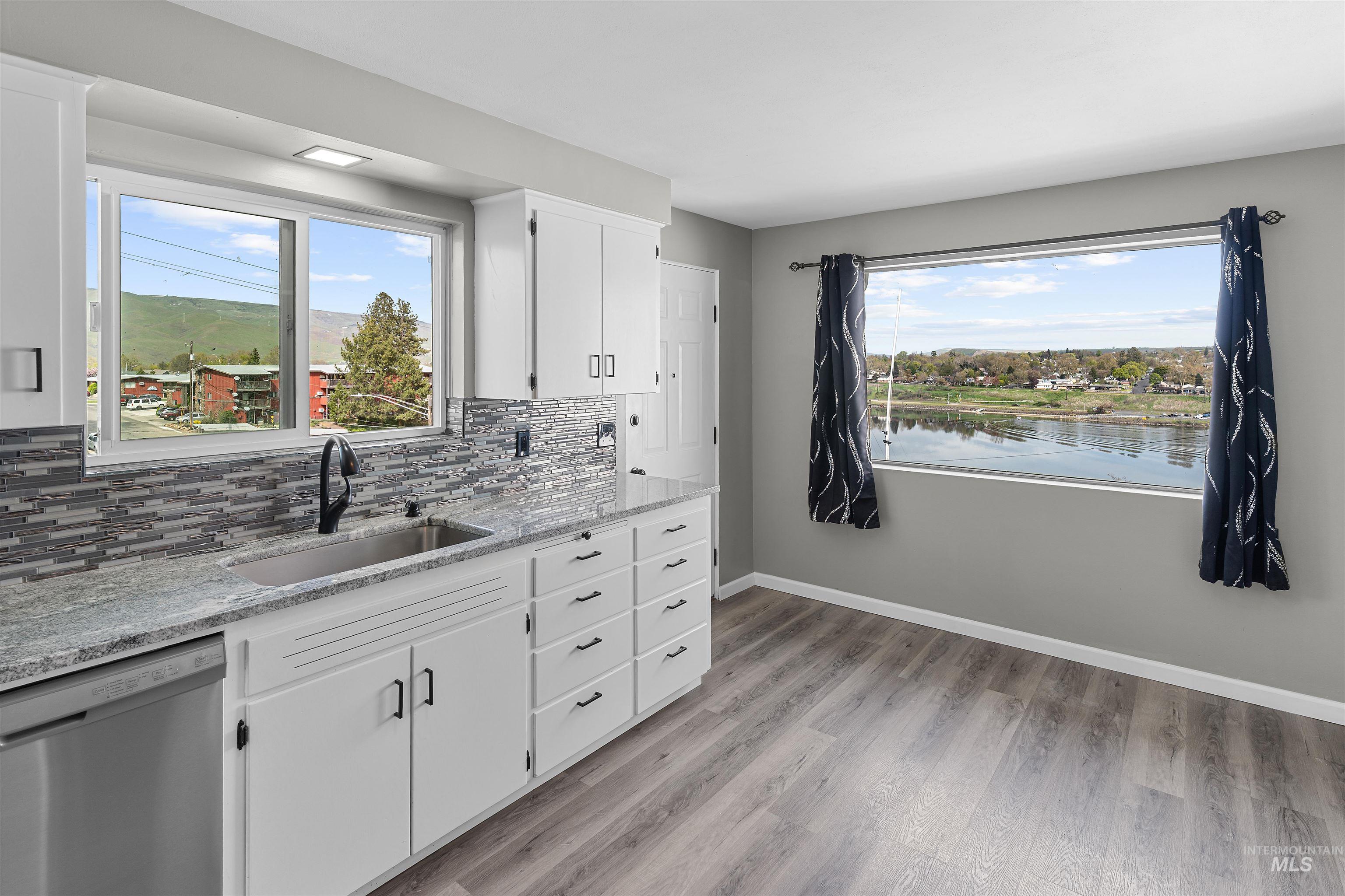 303 Highland Ave, Clarkston, Washington 99403, 4 Bedrooms, 2.5 Bathrooms, Residential For Sale, Price $450,000, 98982466