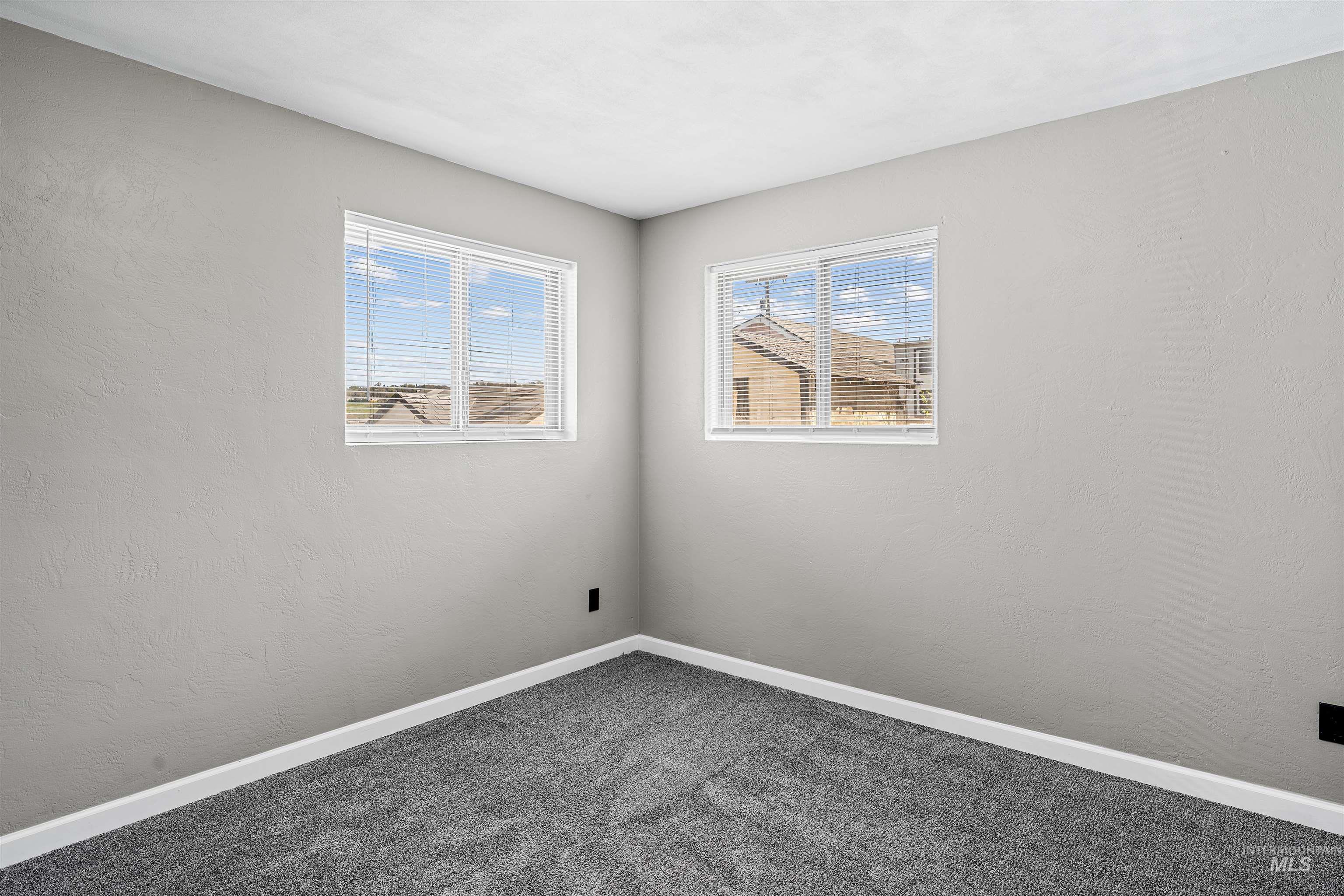 303 Highland Ave, Clarkston, Washington 99403, 4 Bedrooms, 2.5 Bathrooms, Residential For Sale, Price $450,000, 98982466