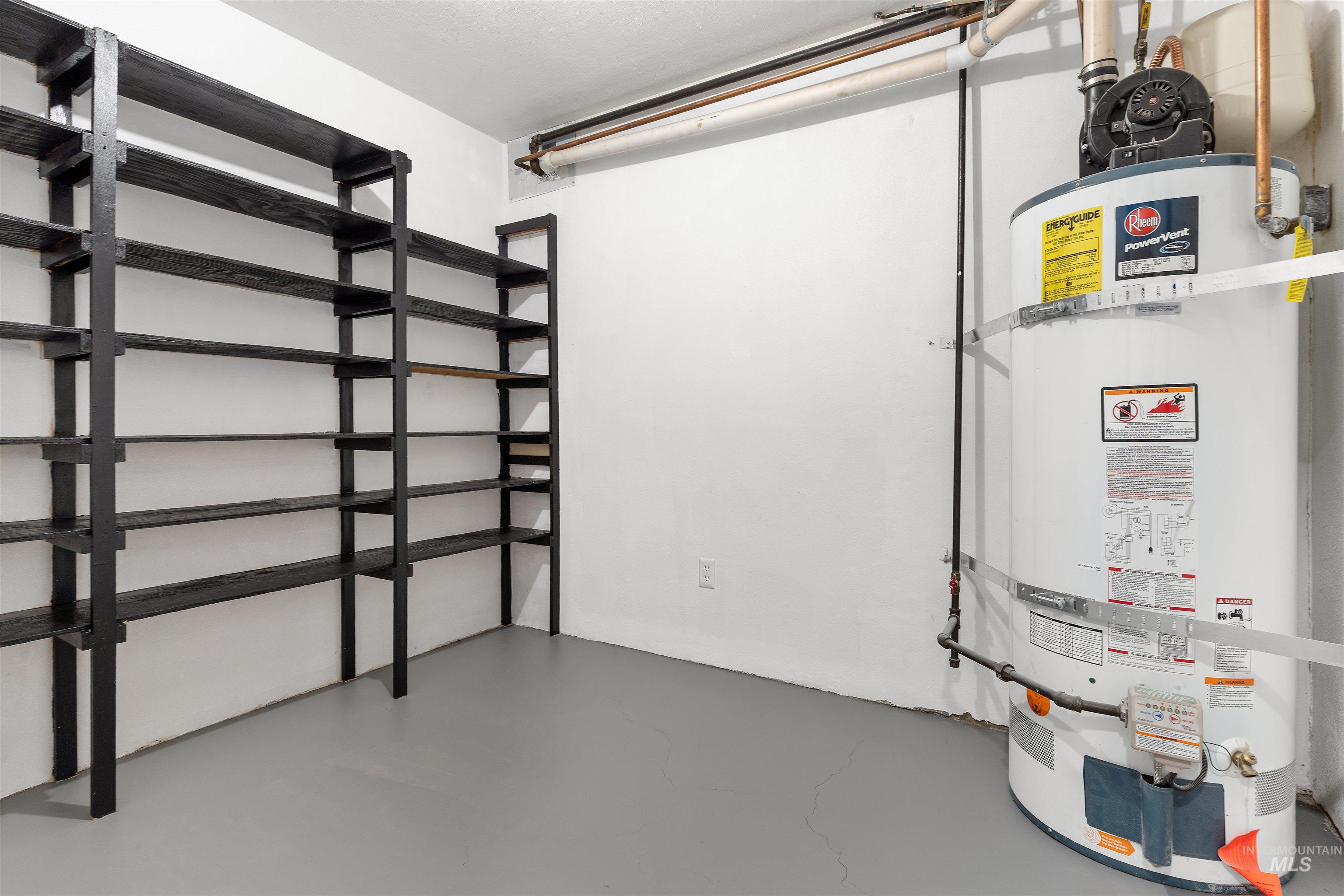 303 Highland Ave, Clarkston, Washington 99403, 4 Bedrooms, 2.5 Bathrooms, Residential For Sale, Price $450,000, 98982466