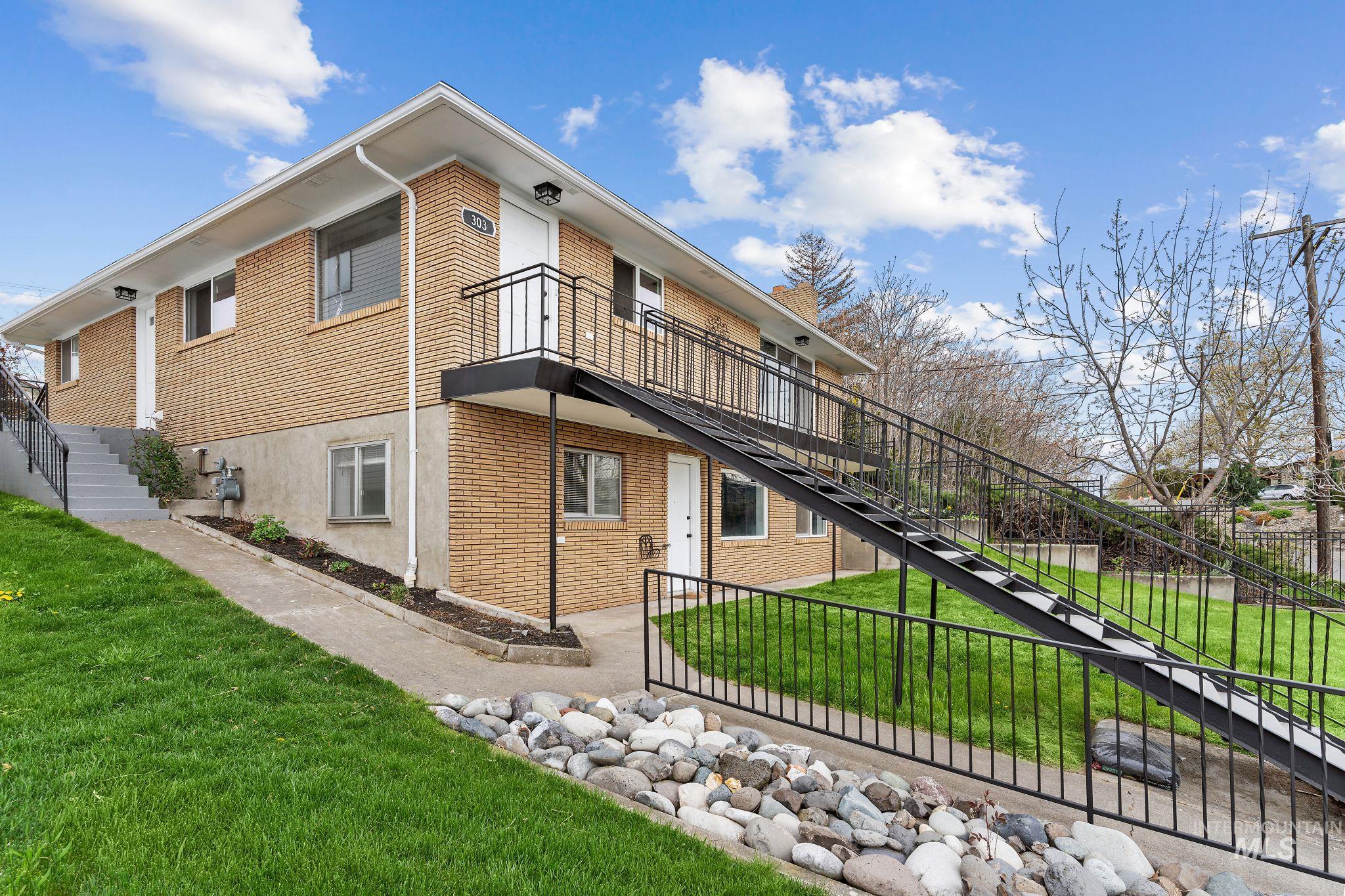 303 Highland Ave, Clarkston, Washington 99403, 4 Bedrooms, 2.5 Bathrooms, Residential For Sale, Price $450,000, 98982466