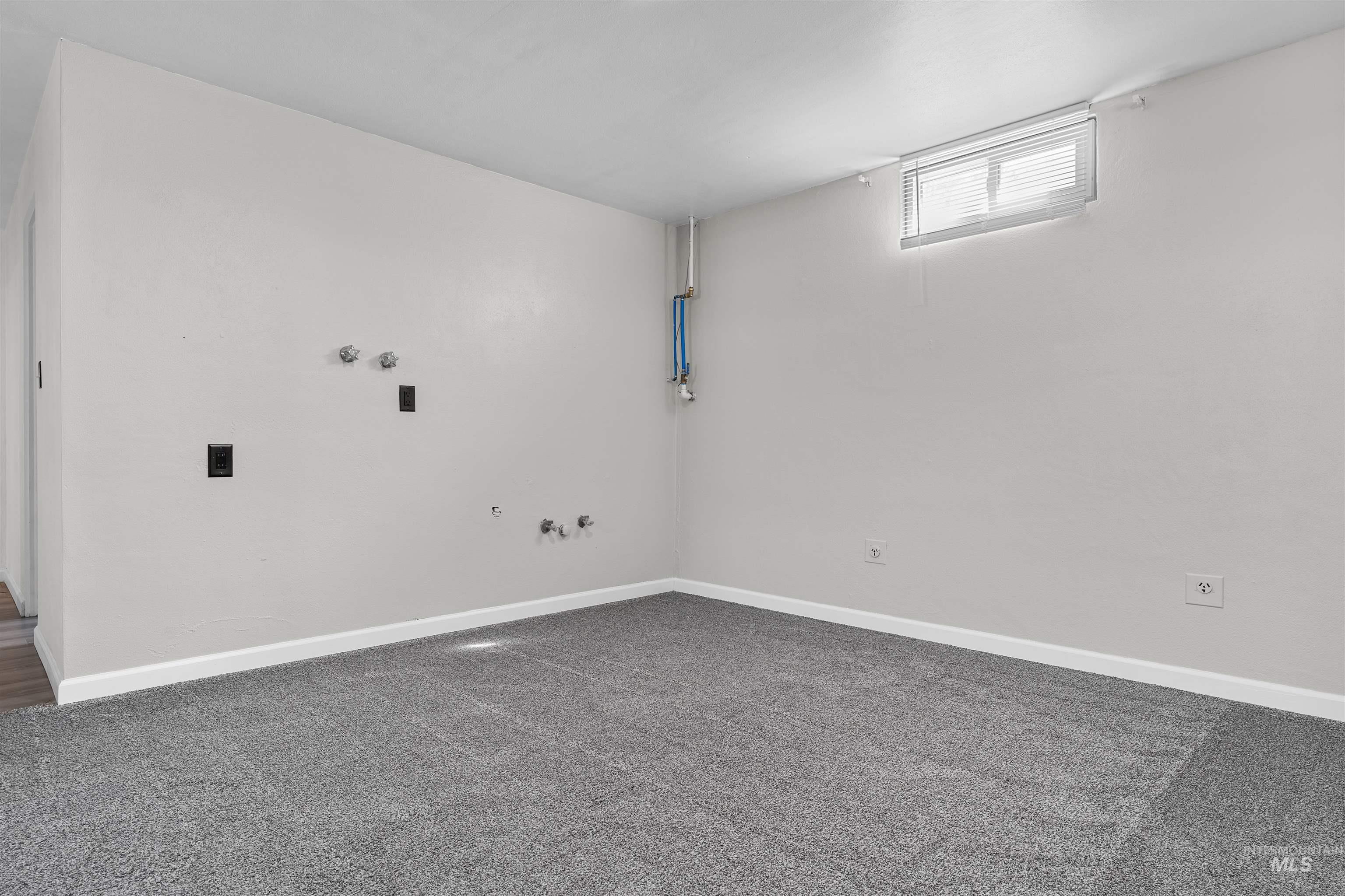 303 Highland Ave, Clarkston, Washington 99403, 4 Bedrooms, 2.5 Bathrooms, Residential For Sale, Price $450,000, 98982466