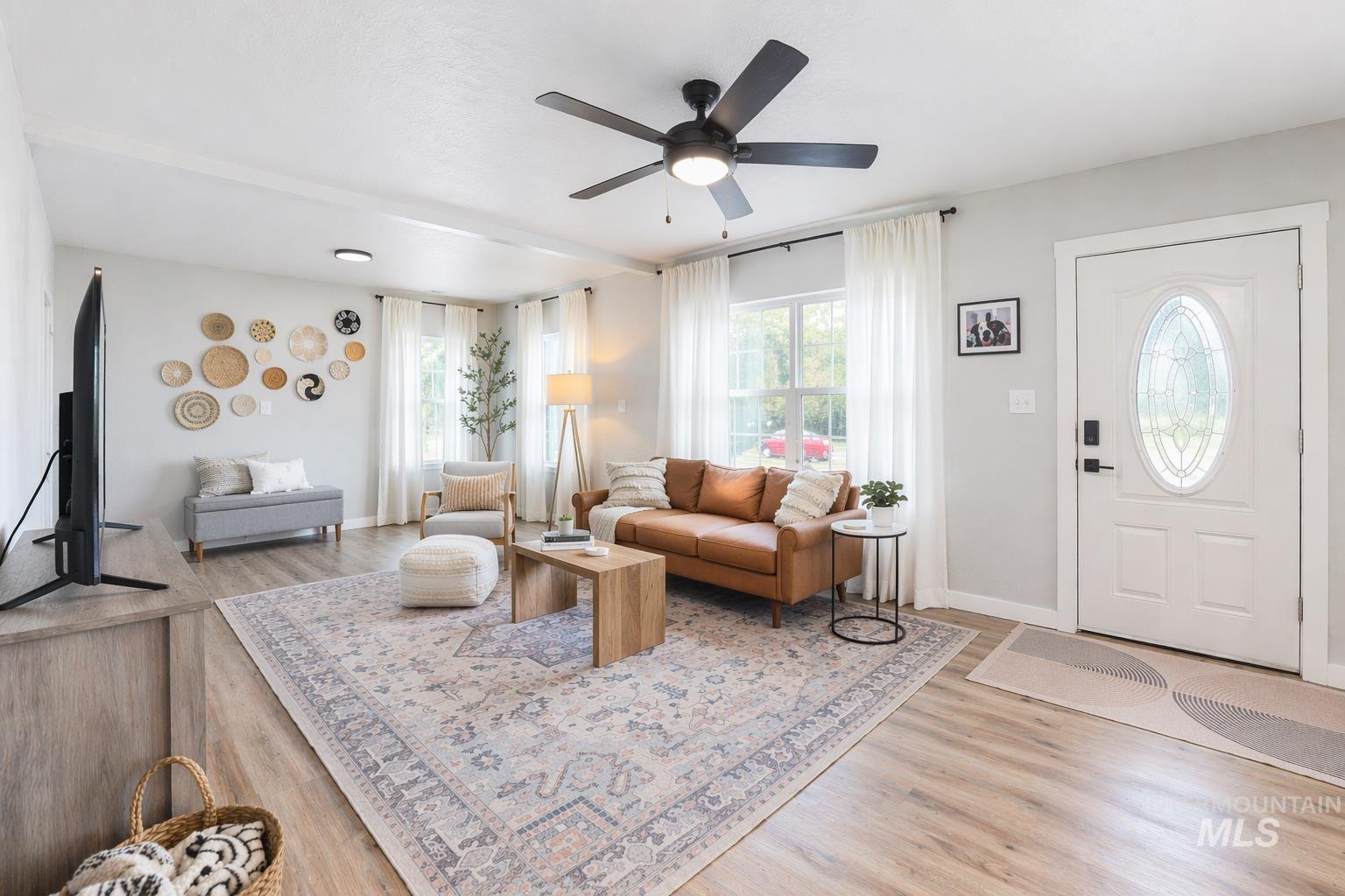 1414 Savannah St., Caldwell, Idaho 83605, 3 Bedrooms, 1 Bathroom, Residential For Sale, Price $305,000, 98982467