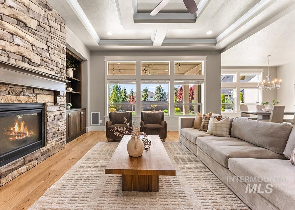 2871 S Fox Run Avenue, Eagle, Idaho 83616, 3 Bedrooms, 2.5 Bathrooms, Residential For Sale, Price $925,000, 98982468