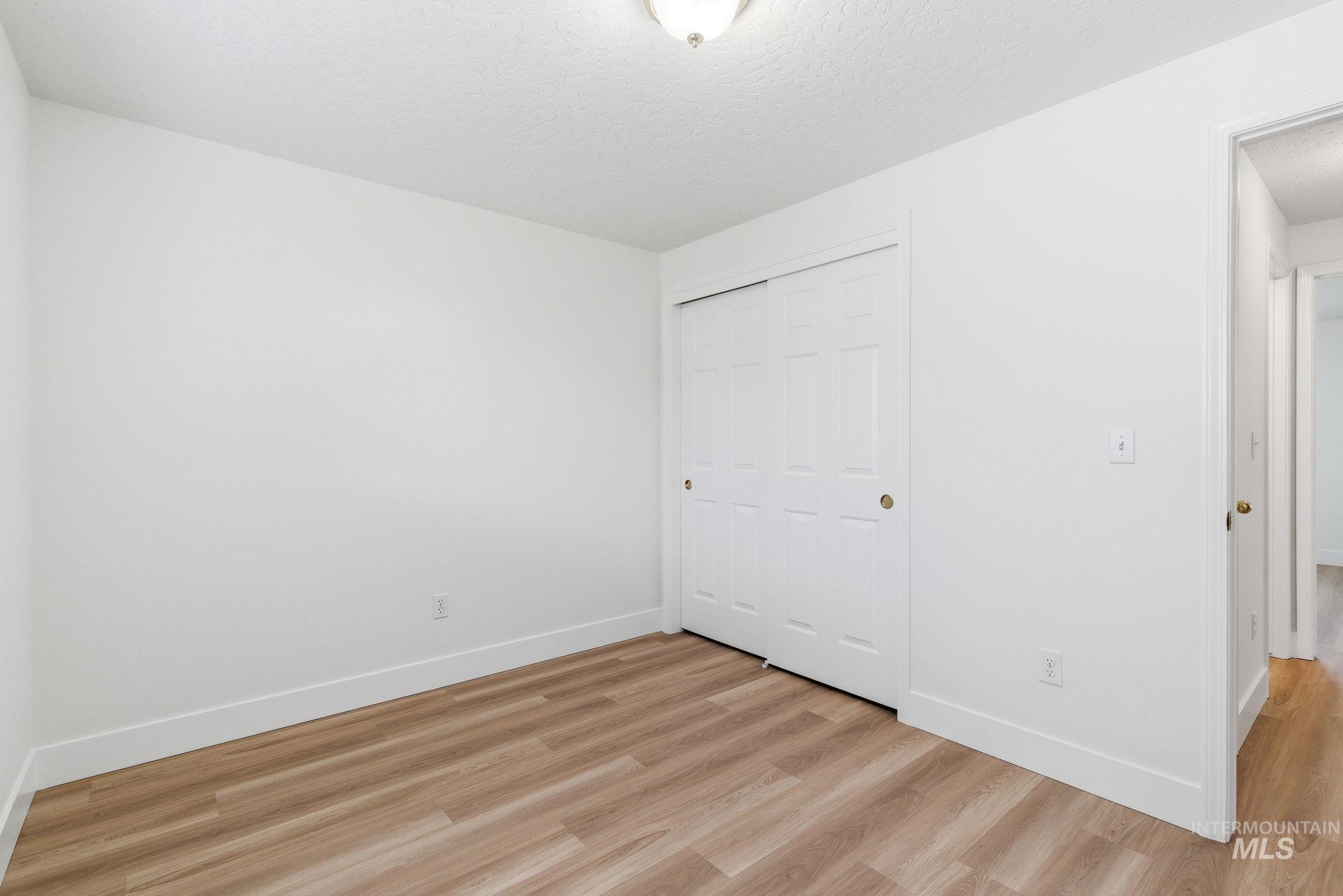 718 W Redwood Ln, Nampa, Idaho 83651, 3 Bedrooms, 2 Bathrooms, Residential For Sale, Price $350,000, 98982469