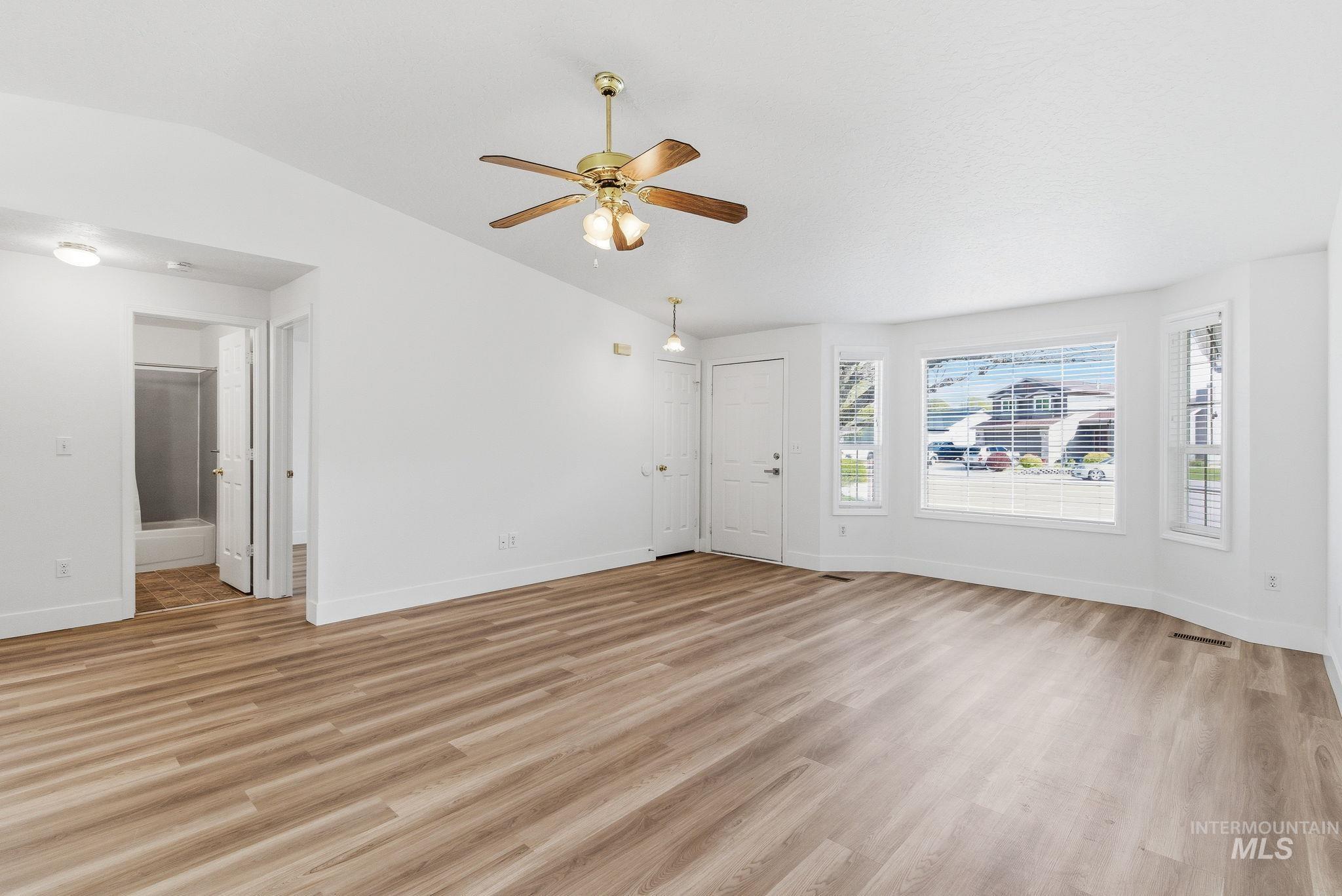 718 W Redwood Ln, Nampa, Idaho 83651, 3 Bedrooms, 2 Bathrooms, Residential For Sale, Price $350,000, 98982469