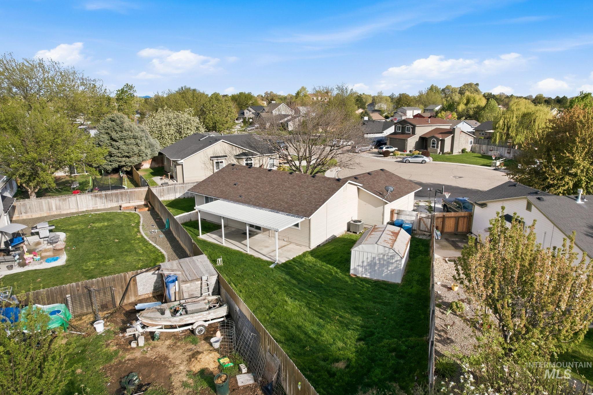 718 W Redwood Ln, Nampa, Idaho 83651, 3 Bedrooms, 2 Bathrooms, Residential For Sale, Price $350,000, 98982469