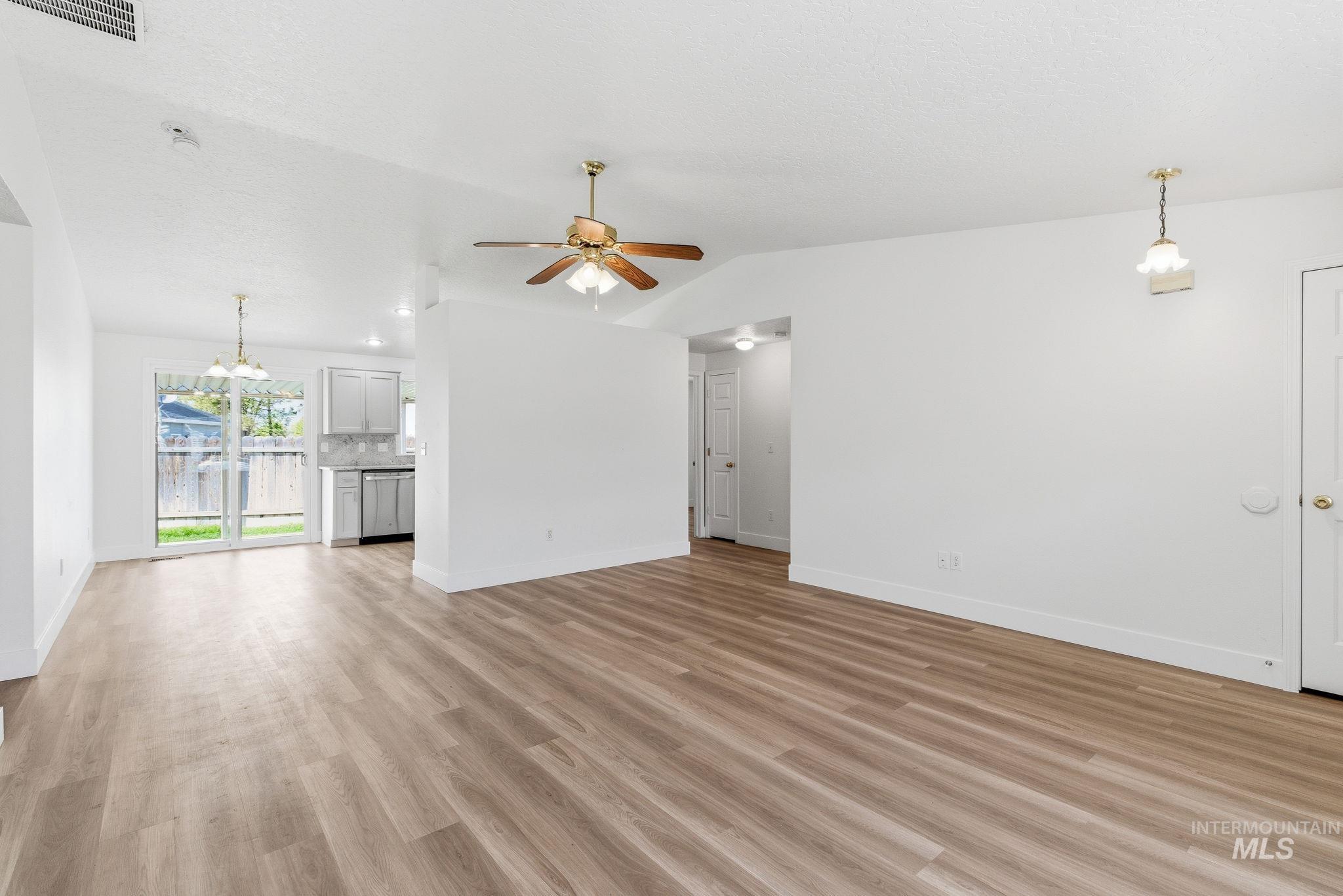 718 W Redwood Ln, Nampa, Idaho 83651, 3 Bedrooms, 2 Bathrooms, Residential For Sale, Price $350,000, 98982469