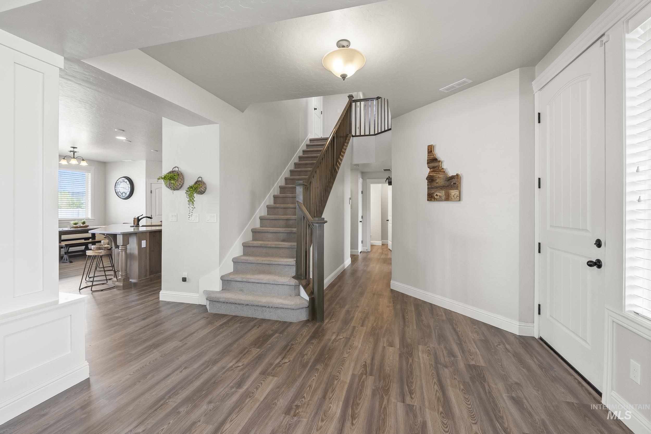 12660 S Miramonte Ave., Nampa, Idaho 83686, 5 Bedrooms, 3 Bathrooms, Residential For Sale, Price $600,000, 98982471