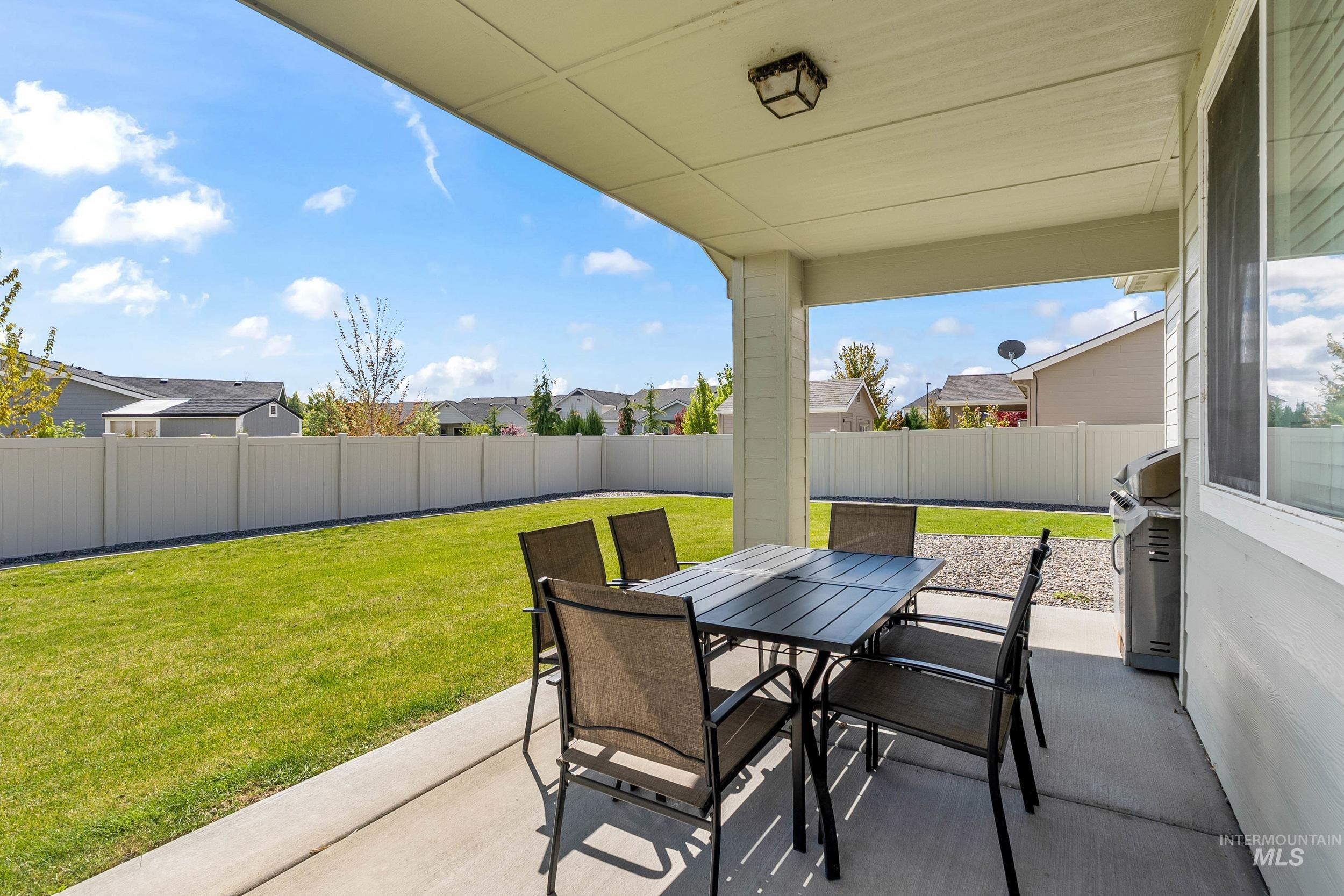 12660 S Miramonte Ave., Nampa, Idaho 83686, 5 Bedrooms, 3 Bathrooms, Residential For Sale, Price $600,000,MLS 98982471