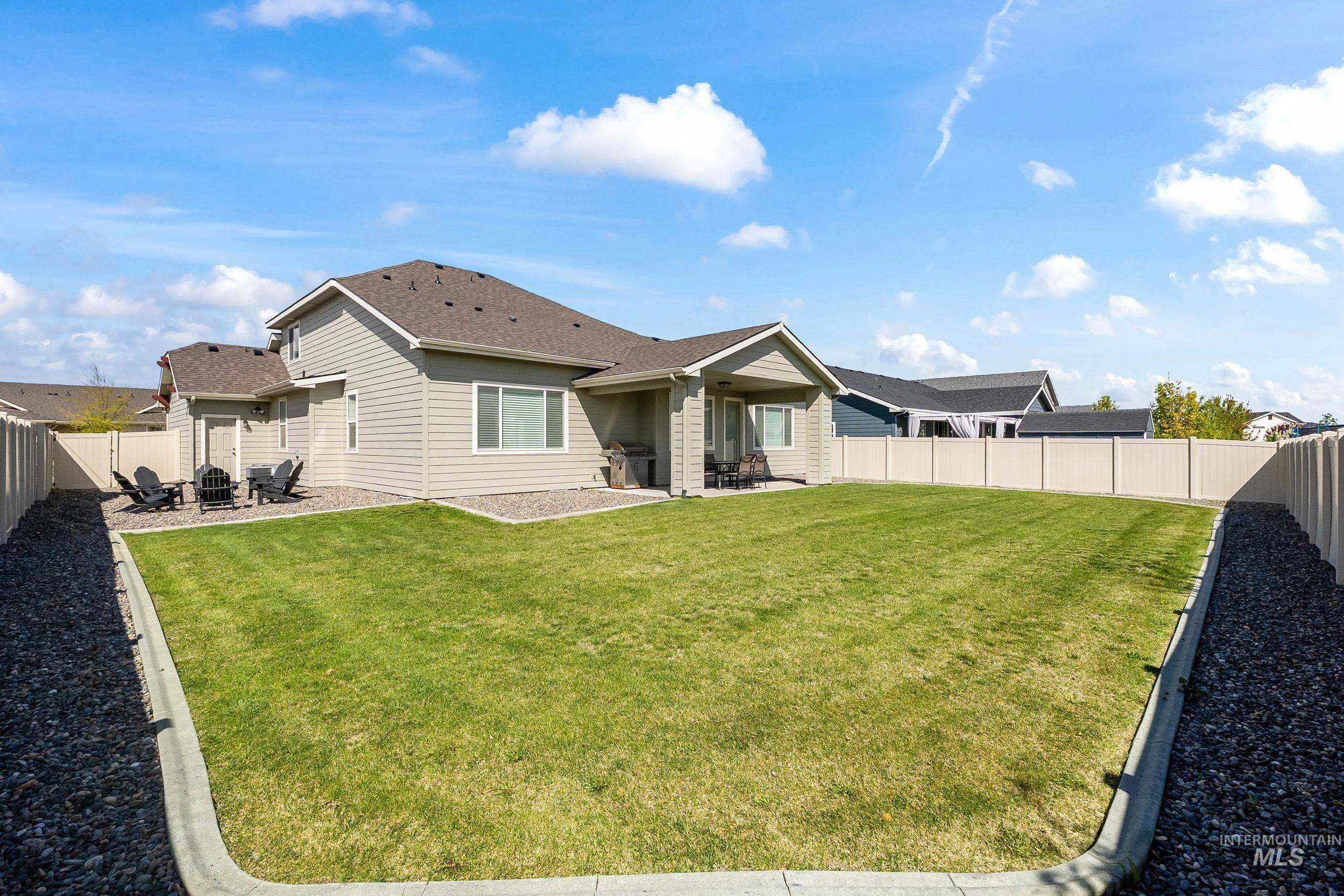 12660 S Miramonte Ave., Nampa, Idaho 83686, 5 Bedrooms, 3 Bathrooms, Residential For Sale, Price $600,000,MLS 98982471