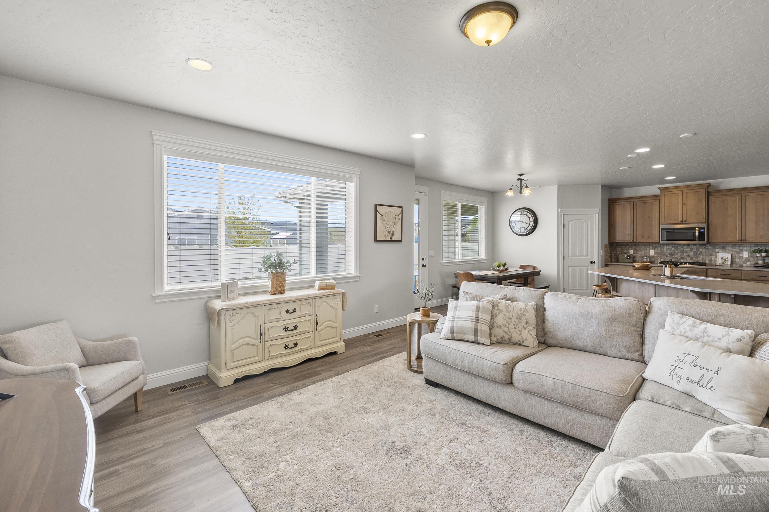 12660 S Miramonte Ave., Nampa, Idaho 83686, 5 Bedrooms, 3 Bathrooms, Residential For Sale, Price $600,000, 98982471