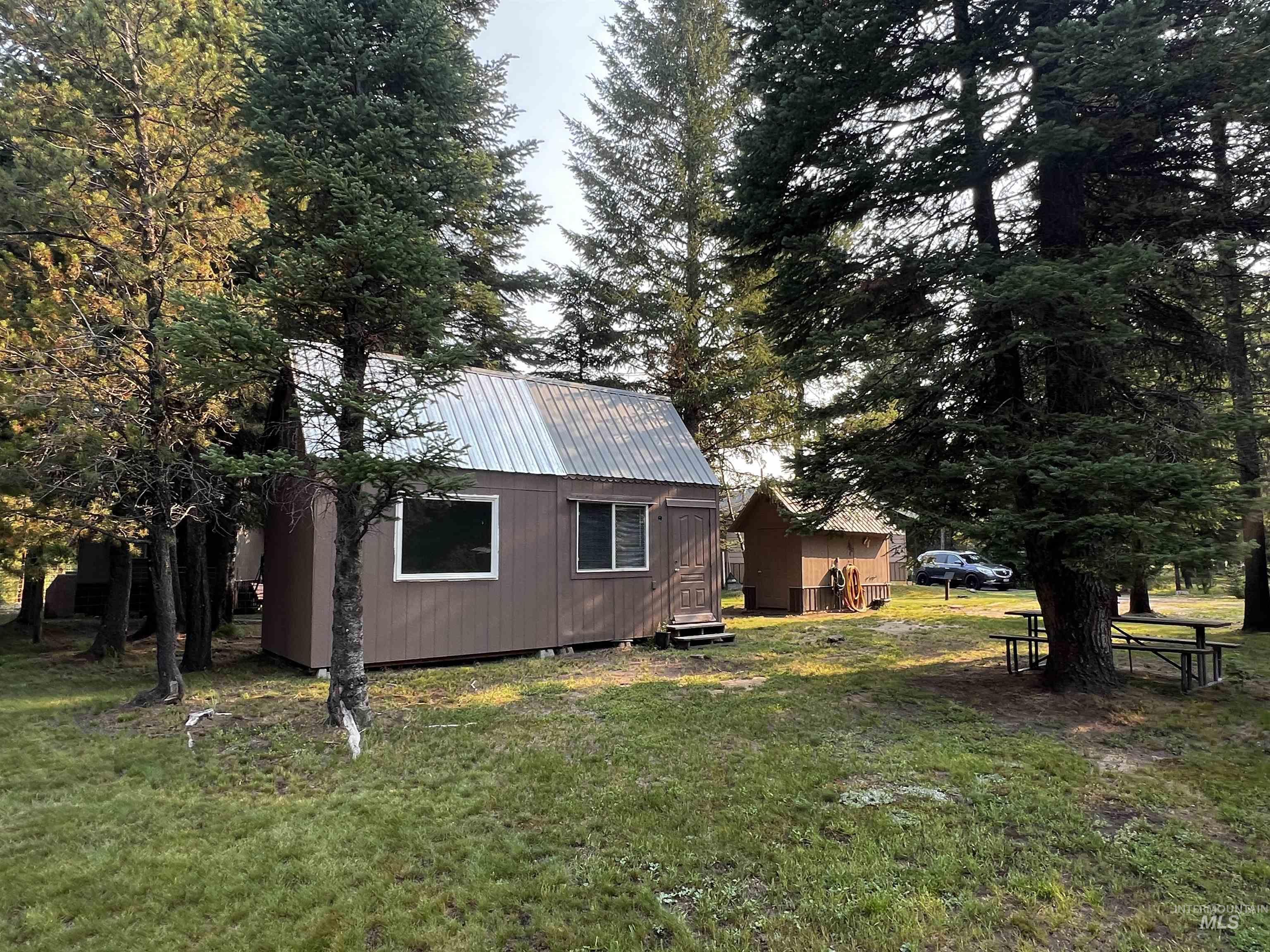 106 Forest Place, Donnelly, Idaho 83615, 3 Bedrooms, 2 Bathrooms, Residential For Sale, Price $599,000,MLS 98982472