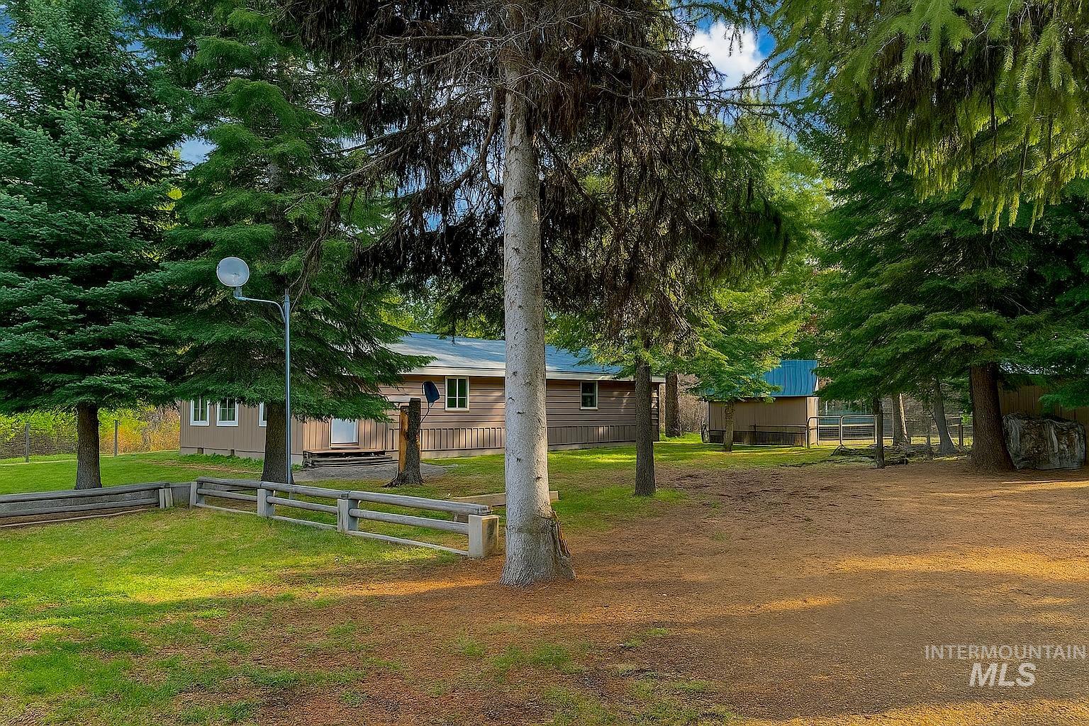106 Forest Place, Donnelly, Idaho 83615, 3 Bedrooms, 2 Bathrooms, Residential For Sale, Price $599,000,MLS 98982472