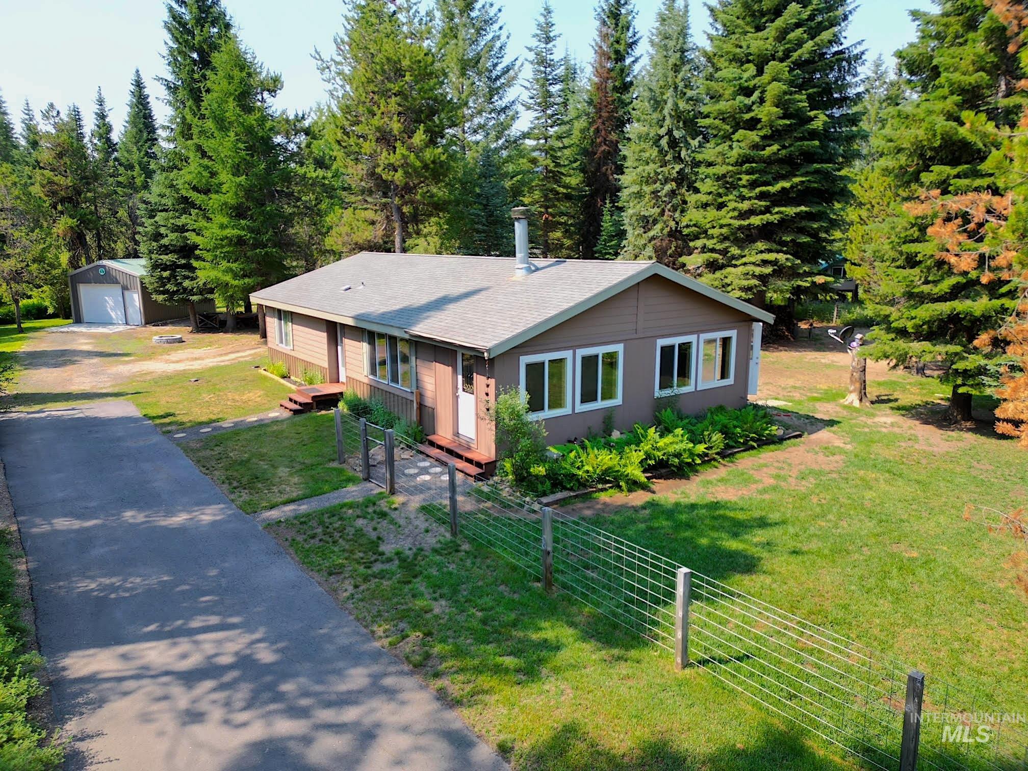 106 Forest Place, Donnelly, Idaho 83615, 3 Bedrooms, 2 Bathrooms, Residential For Sale, Price $599,000,MLS 98982472
