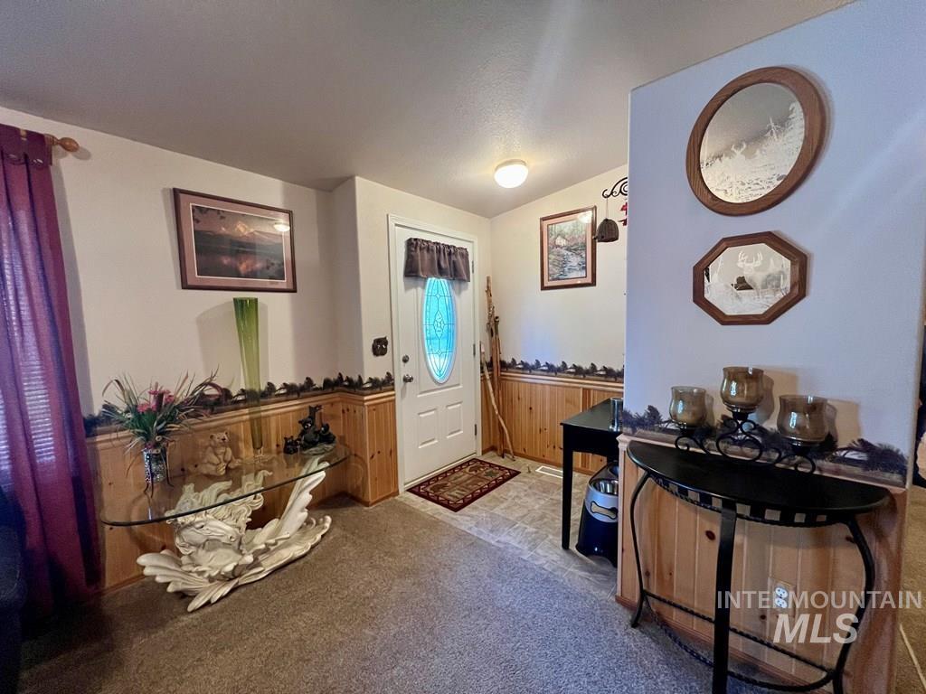 106 Forest Place, Donnelly, Idaho 83615, 3 Bedrooms, 2 Bathrooms, Residential For Sale, Price $599,000,MLS 98982472