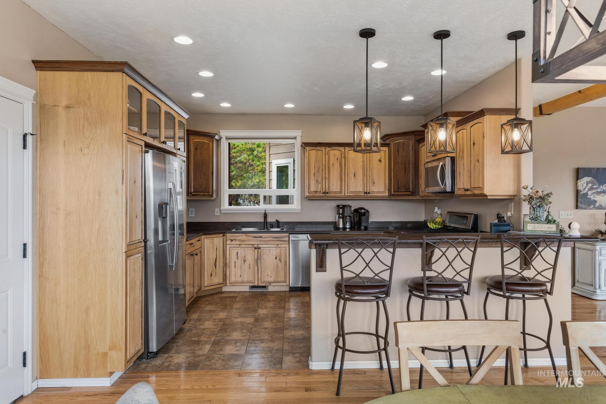 65 Peregrine Dr, Boise, Idaho 83716, 5 Bedrooms, 4 Bathrooms, Residential For Sale, Price $979,990, 98982474