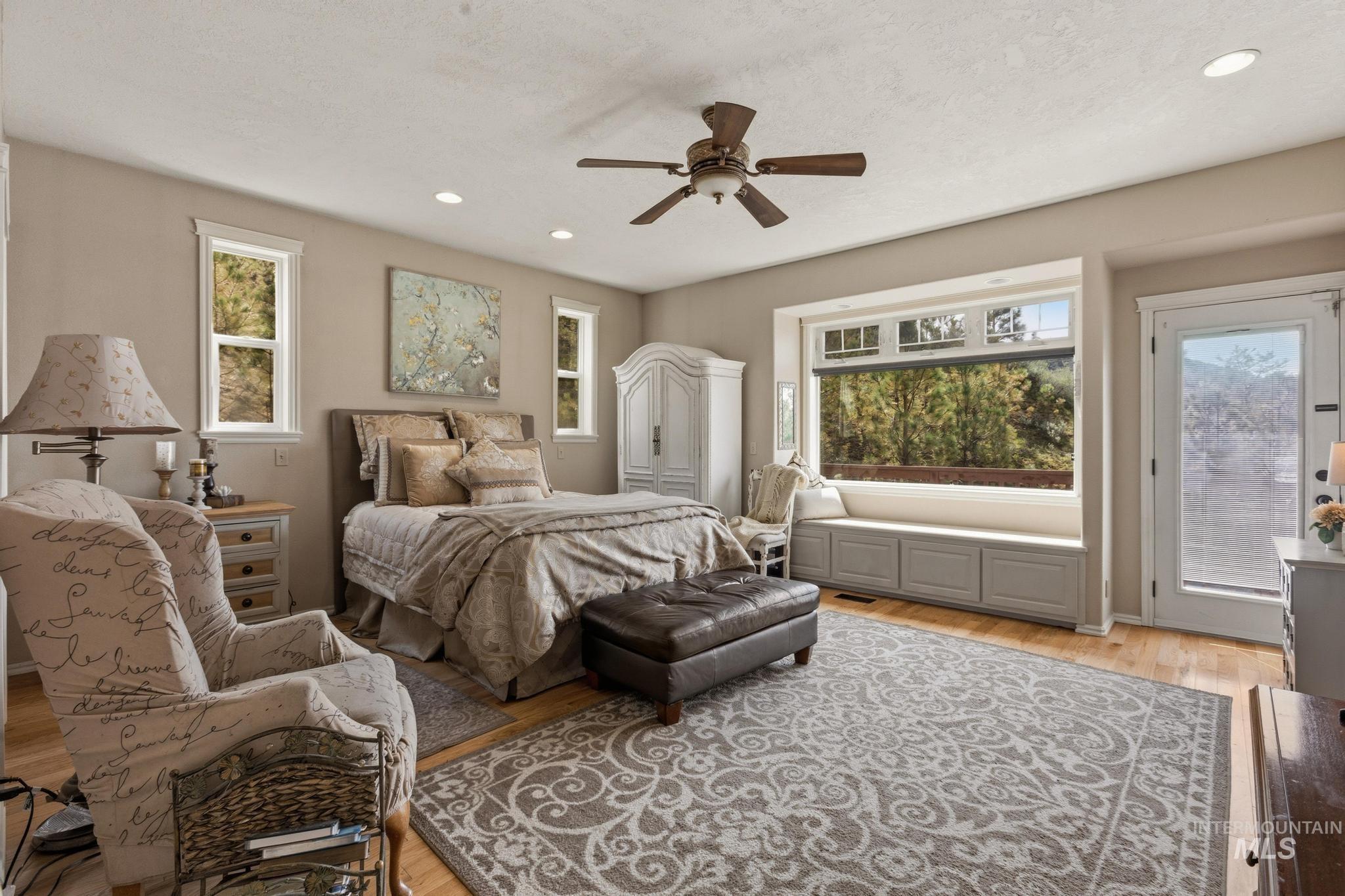 65 Peregrine Dr, Boise, Idaho 83716, 5 Bedrooms, 4 Bathrooms, Residential For Sale, Price $979,990, 98982474