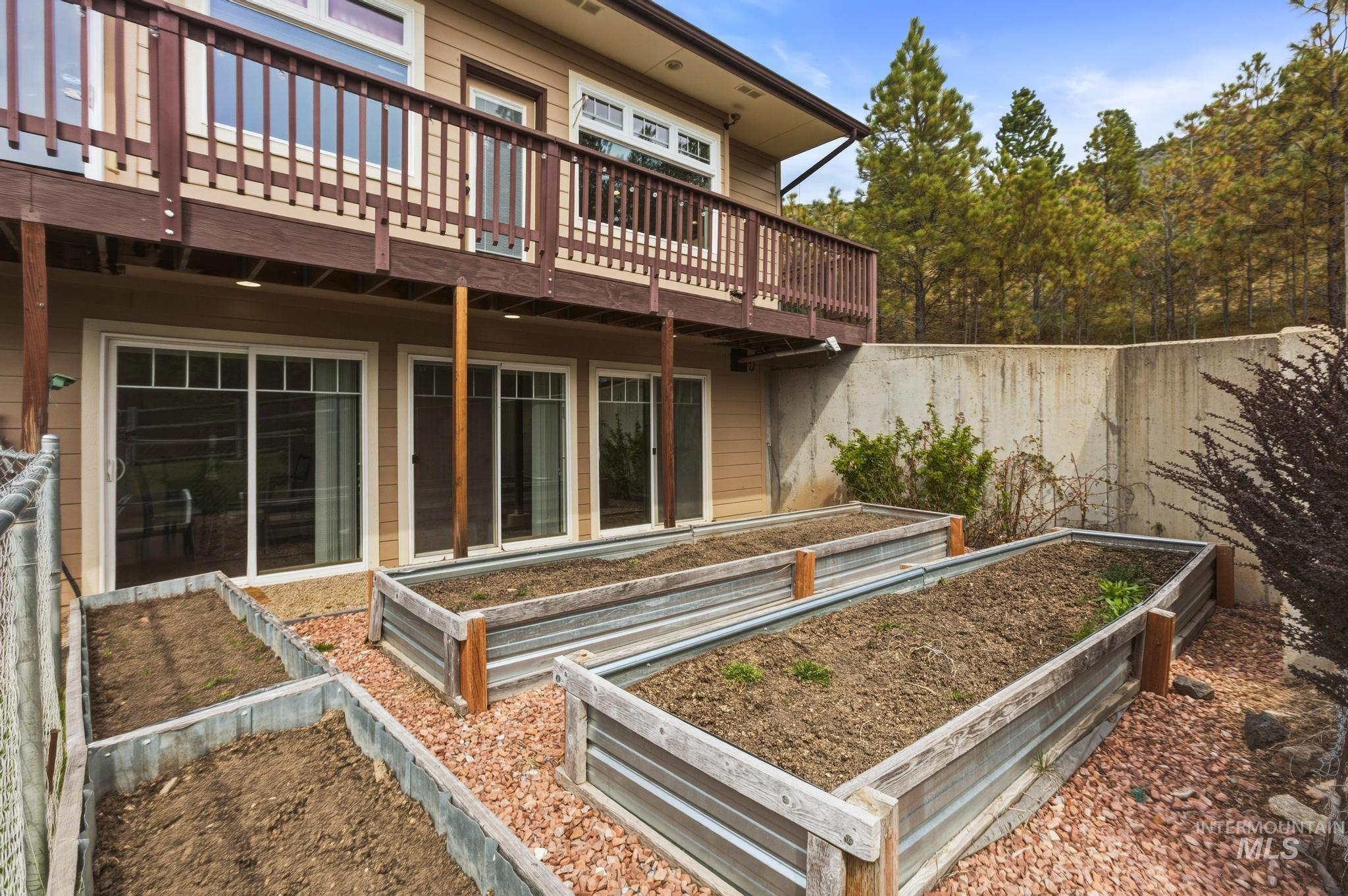 65 Peregrine Dr, Boise, Idaho 83716, 5 Bedrooms, 4 Bathrooms, Residential For Sale, Price $979,990, 98982474