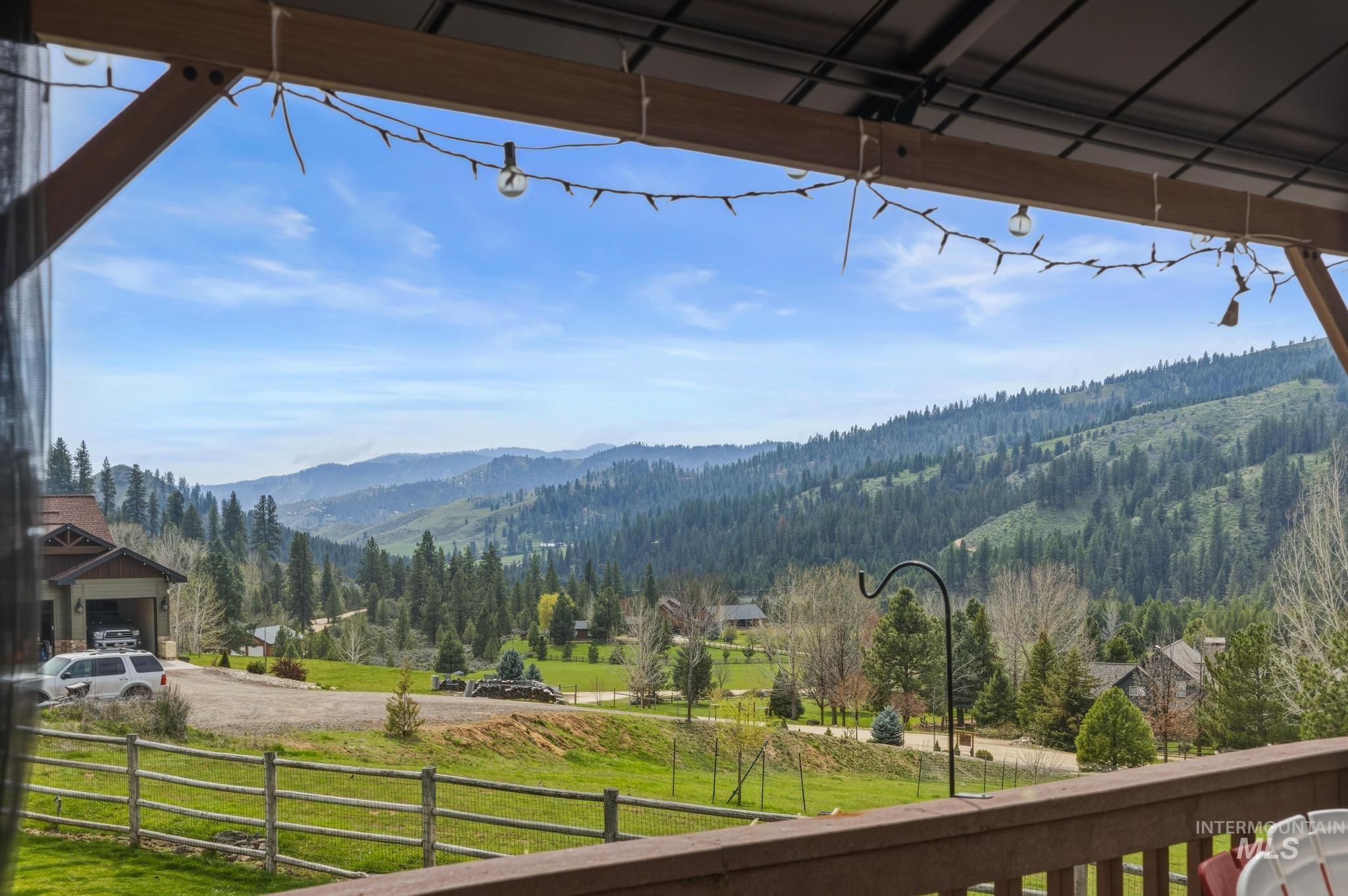 65 Peregrine Dr, Boise, Idaho 83716, 5 Bedrooms, 4 Bathrooms, Residential For Sale, Price $979,990, 98982474