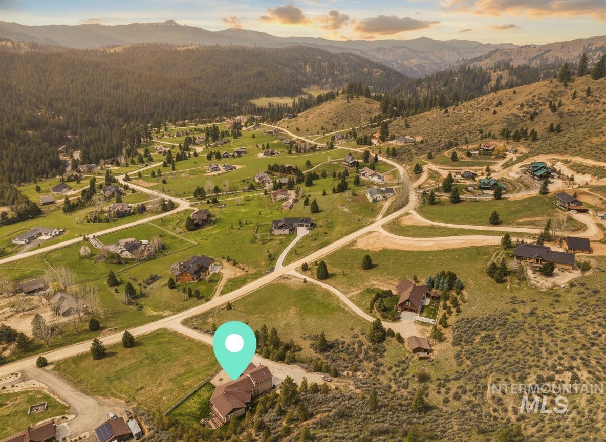 65 Peregrine Dr, Boise, Idaho 83716, 5 Bedrooms, 4 Bathrooms, Residential For Sale, Price $979,990, 98982474