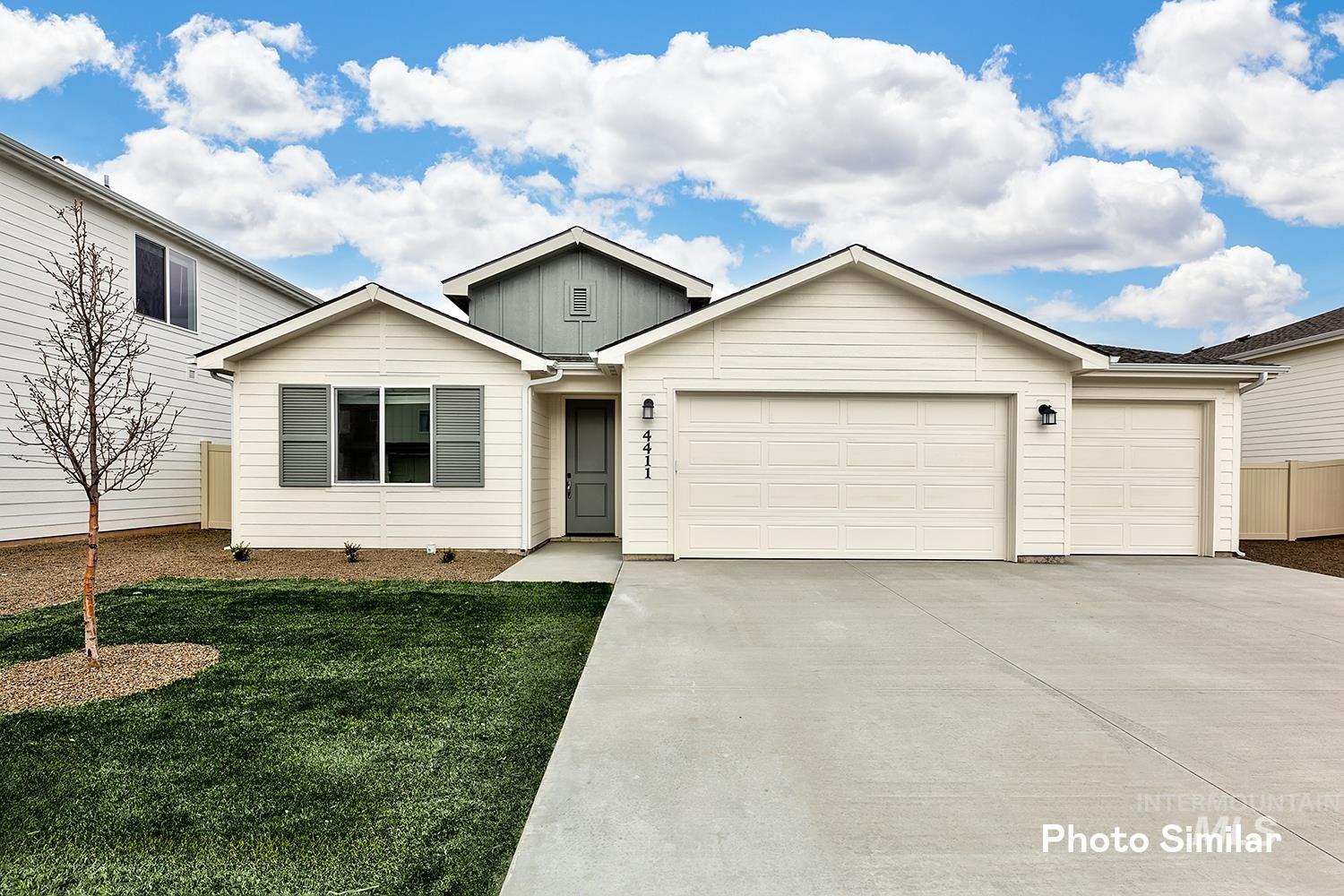 15068 Cloud Crest Ave, Caldwell, Idaho 83607, 3 Bedrooms, 2 Bathrooms, Residential For Sale, Price $464,900, 98982475