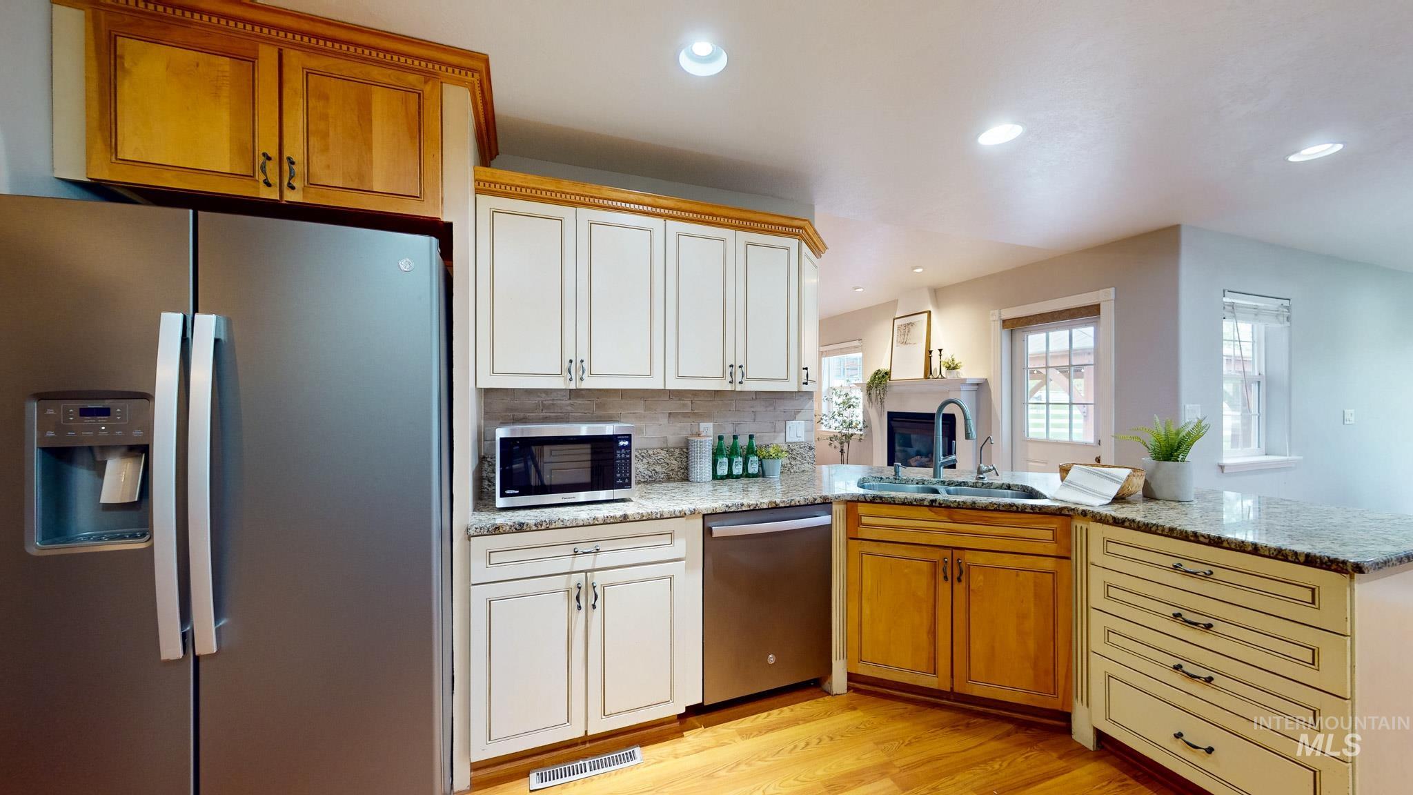 2520 E 3707 N, Twin Falls, Idaho 83301, 4 Bedrooms, 3 Bathrooms, Residential For Sale, Price $770,000, 98982478