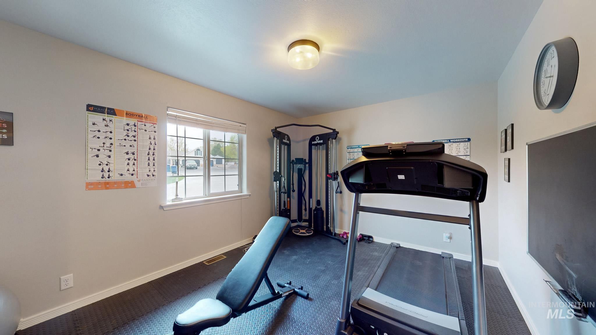 2520 E 3707 N, Twin Falls, Idaho 83301, 4 Bedrooms, 3 Bathrooms, Residential For Sale, Price $770,000, 98982478