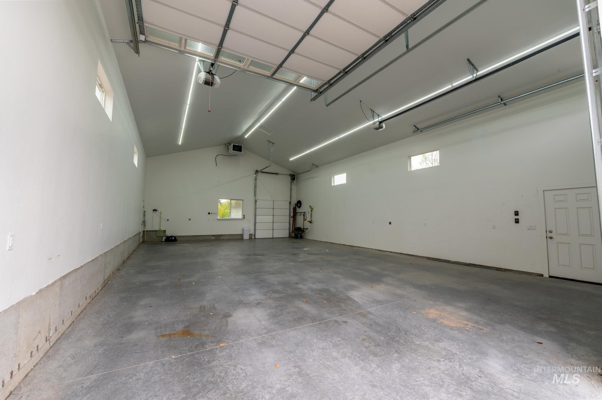 2520 E 3707 N, Twin Falls, Idaho 83301, 4 Bedrooms, 3 Bathrooms, Residential For Sale, Price $770,000, 98982478