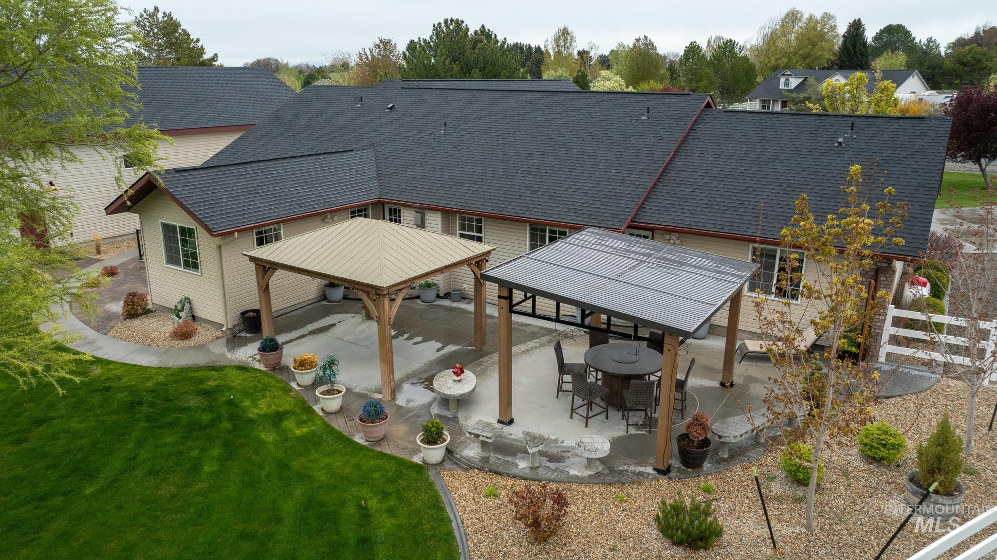 2520 E 3707 N, Twin Falls, Idaho 83301, 4 Bedrooms, 3 Bathrooms, Residential For Sale, Price $770,000, 98982478