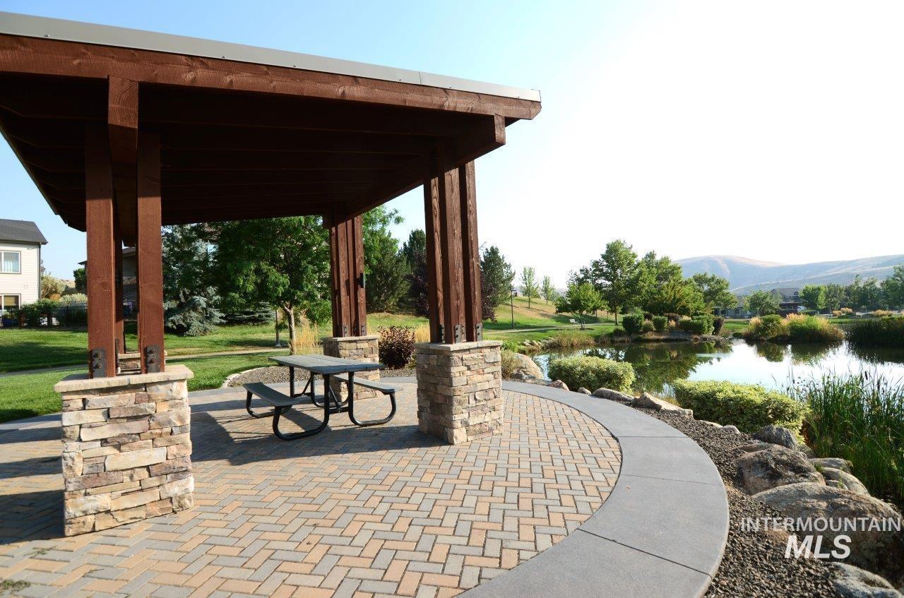 18258 N Goldenridge, Boise, Idaho 83714, 4 Bedrooms, 3.5 Bathrooms, Residential For Sale, Price $850,000, 98982479