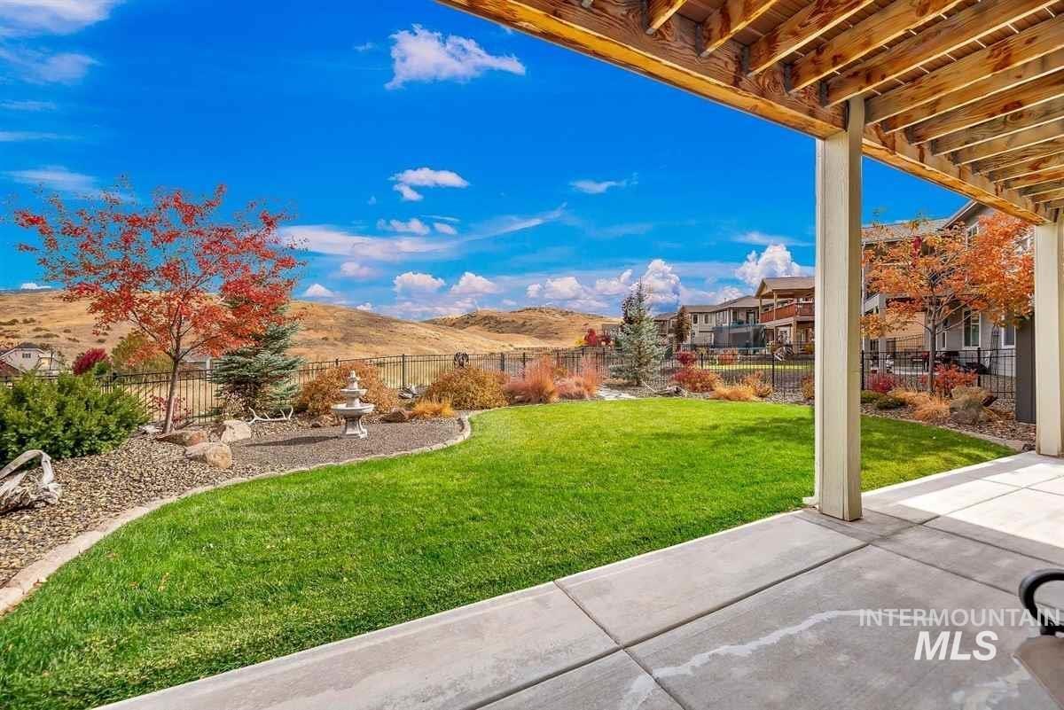 18258 N Goldenridge, Boise, Idaho 83714, 4 Bedrooms, 3.5 Bathrooms, Residential For Sale, Price $866,000, 98982479