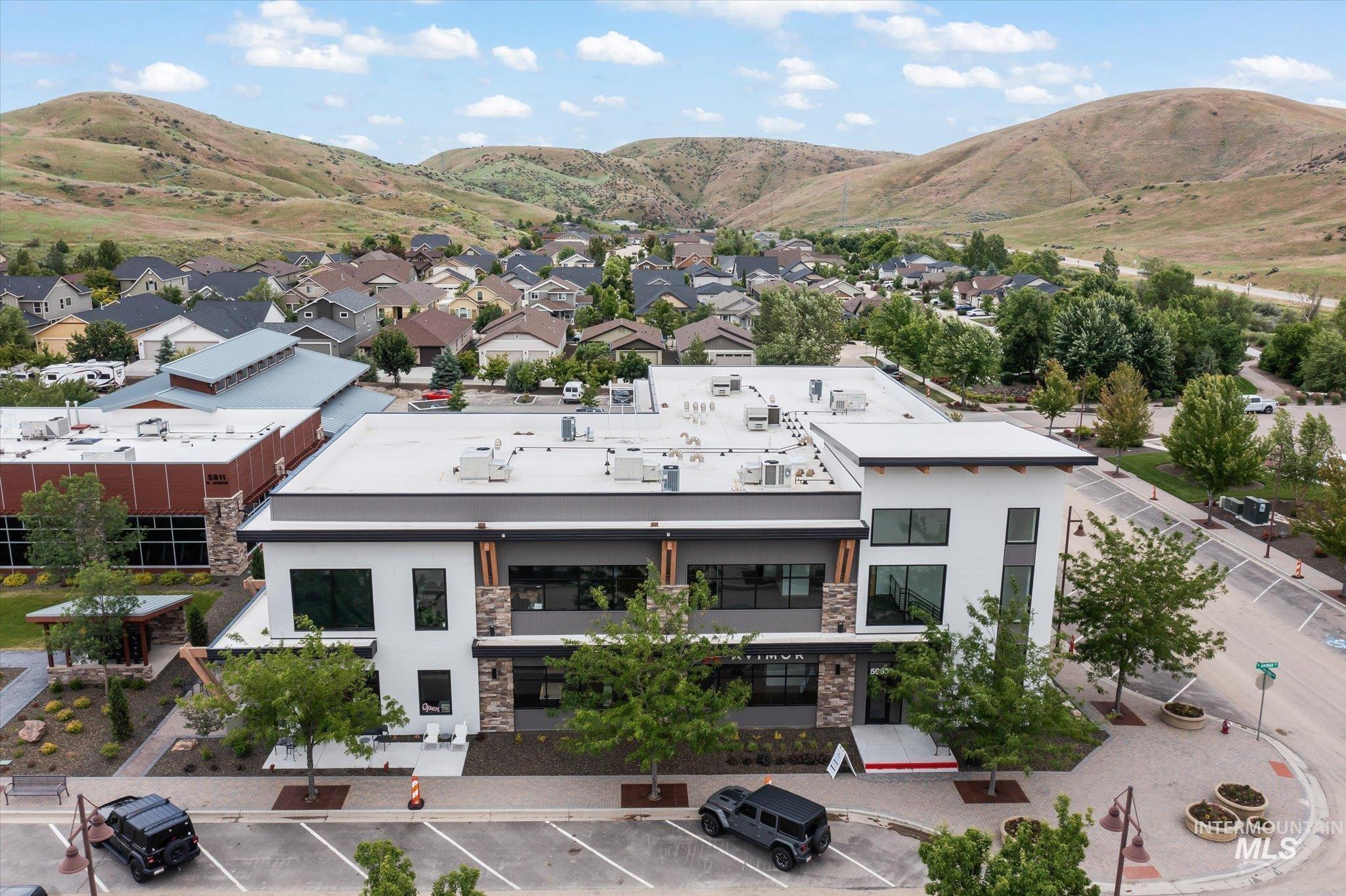 18258 N Goldenridge, Boise, Idaho 83714, 4 Bedrooms, 3.5 Bathrooms, Residential For Sale, Price $850,000, 98982479