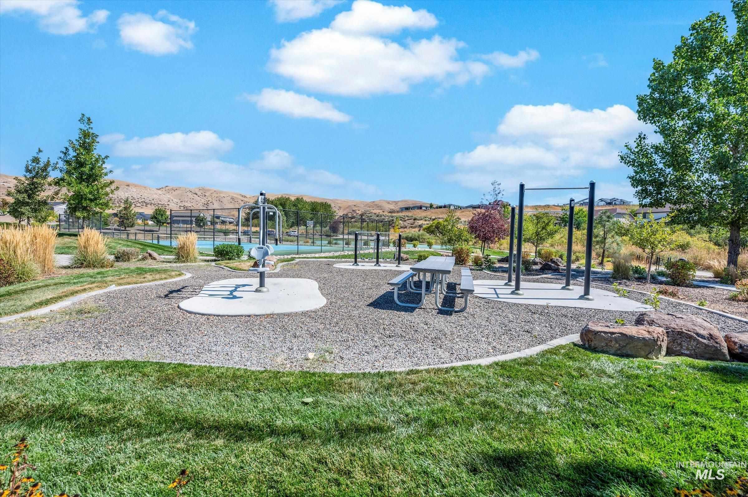 18258 N Goldenridge, Boise, Idaho 83714, 4 Bedrooms, 3.5 Bathrooms, Residential For Sale, Price $866,000, 98982479