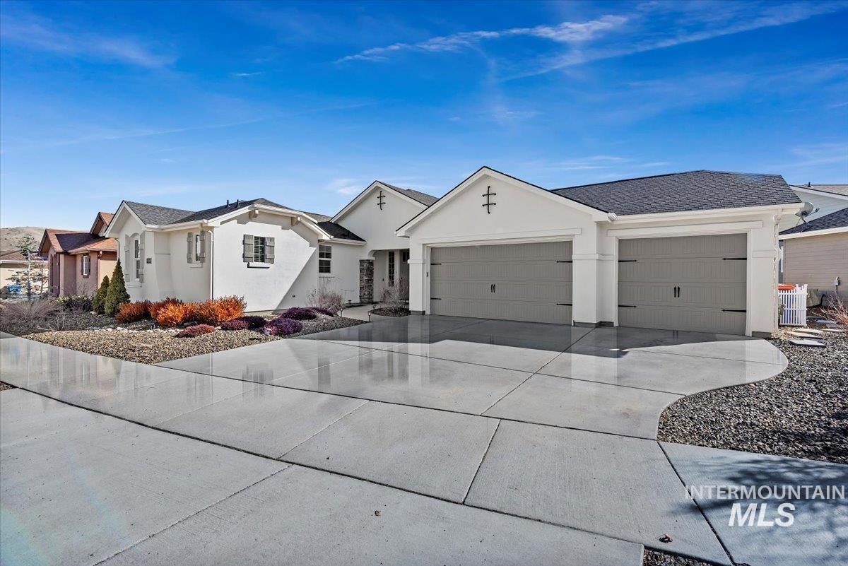 18258 N Goldenridge, Boise, Idaho 83714, 4 Bedrooms, 3.5 Bathrooms, Residential For Sale, Price $866,000, 98982479
