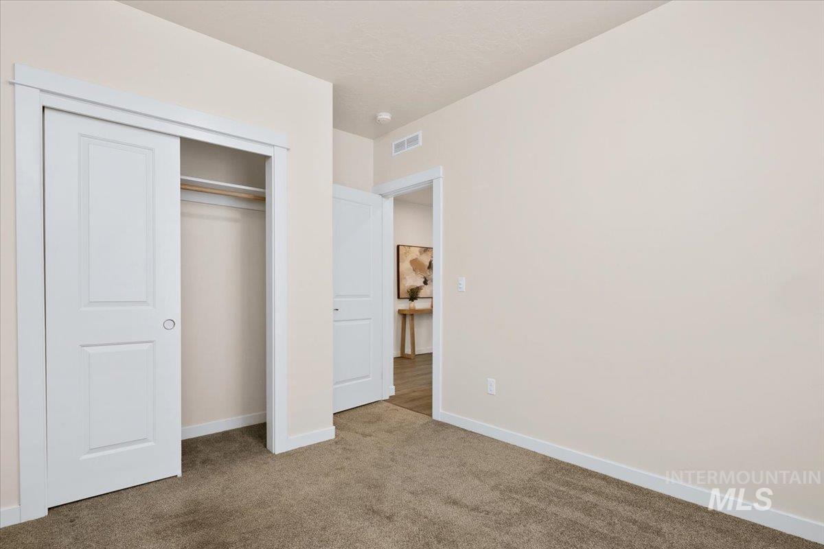 6822 S Maverick Way, Boise, Idaho 83709, 3 Bedrooms, 2 Bathrooms, Residential For Sale, Price $435,000, 98982480