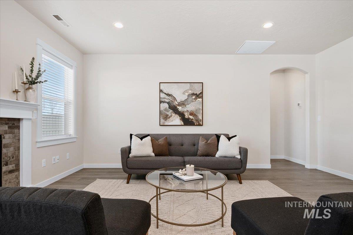 6822 S Maverick Way, Boise, Idaho 83709, 3 Bedrooms, 2 Bathrooms, Residential For Sale, Price $435,000, 98982480