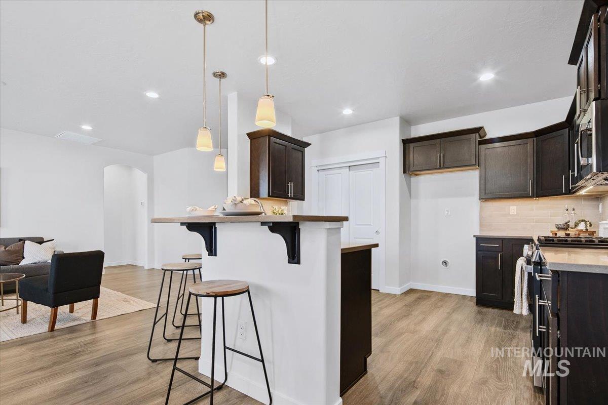 6822 S Maverick Way, Boise, Idaho 83709, 3 Bedrooms, 2 Bathrooms, Residential For Sale, Price $435,000, 98982480