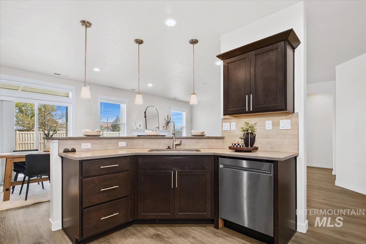 6822 S Maverick Way, Boise, Idaho 83709, 3 Bedrooms, 2 Bathrooms, Residential For Sale, Price $435,000, 98982480