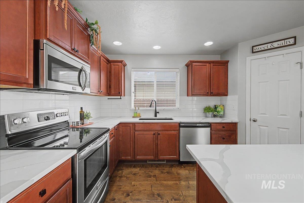 681 W Archerfield St, Meridian, Idaho 83646, 4 Bedrooms, 2.5 Bathrooms, Residential For Sale, Price $499,994,MLS 98982481