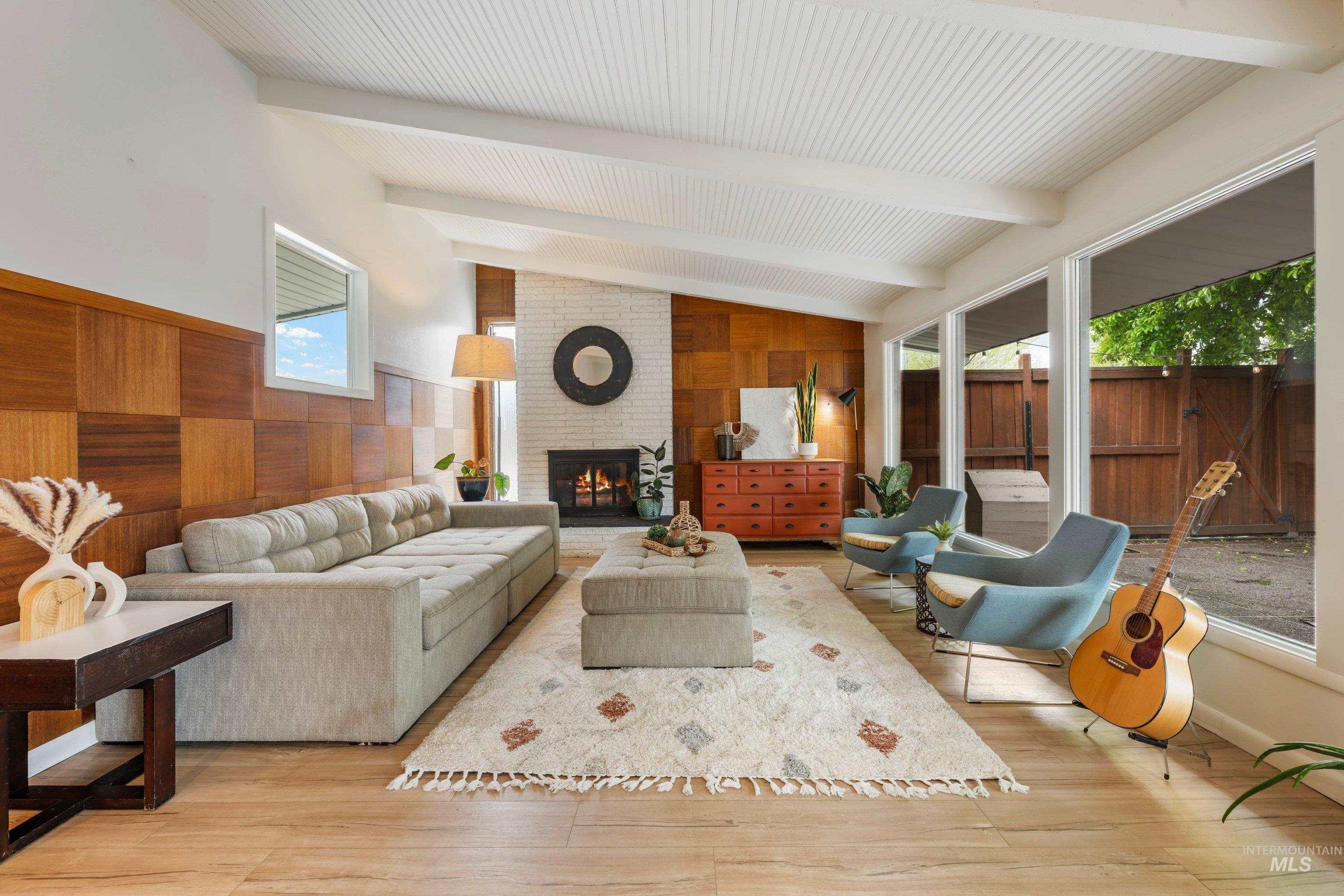 6708 W Holiday Drive, Boise, Idaho 83709, 3 Bedrooms, 2 Bathrooms, Residential For Sale, Price $439,900, 98982482