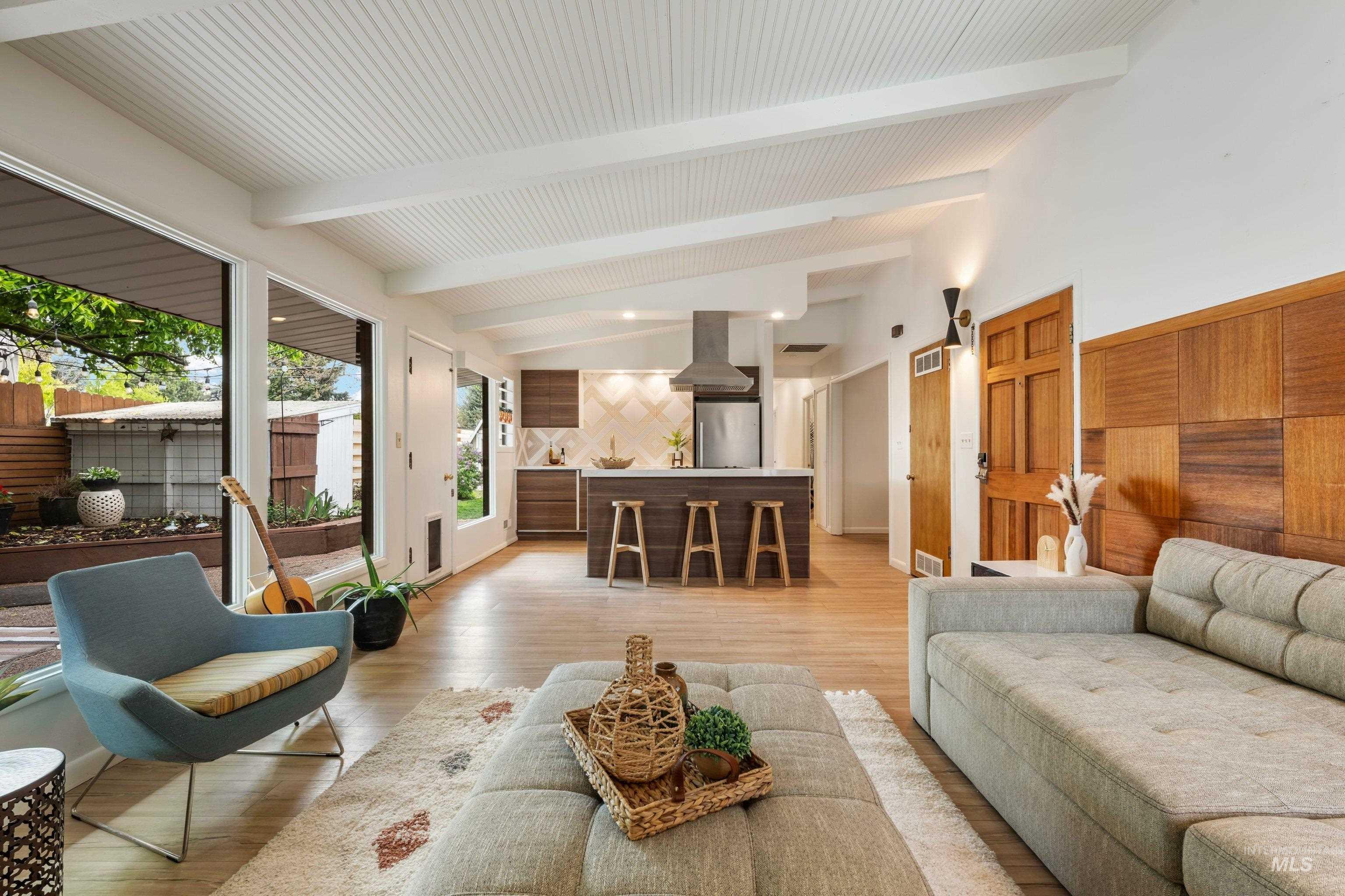 6708 W Holiday Drive, Boise, Idaho 83709, 3 Bedrooms, 2 Bathrooms, Residential For Sale, Price $439,900, 98982482