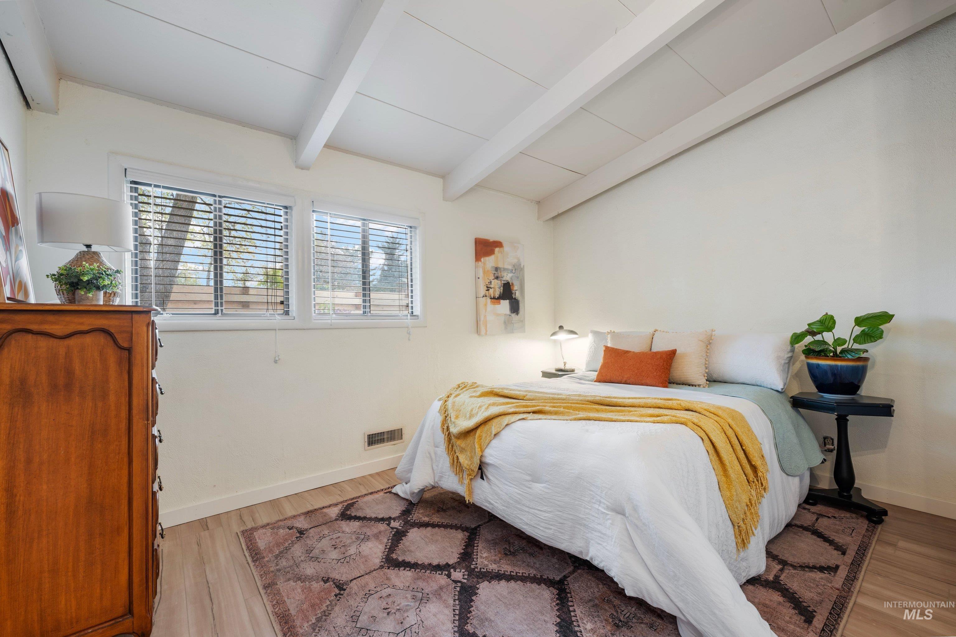 6708 W Holiday Drive, Boise, Idaho 83709, 3 Bedrooms, 2 Bathrooms, Residential For Sale, Price $439,900, 98982482