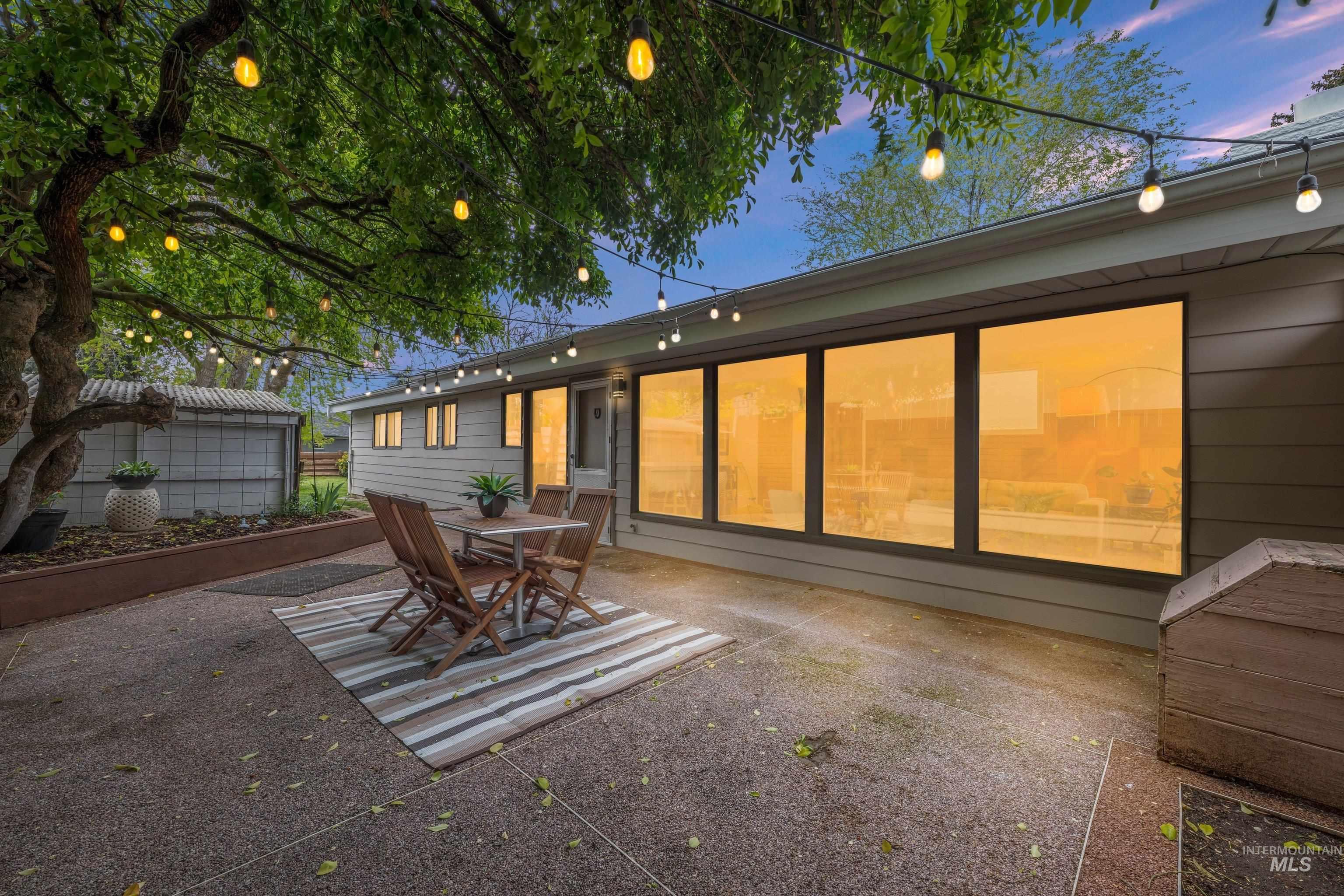 6708 W Holiday Drive, Boise, Idaho 83709, 3 Bedrooms, 2 Bathrooms, Residential For Sale, Price $439,900, 98982482