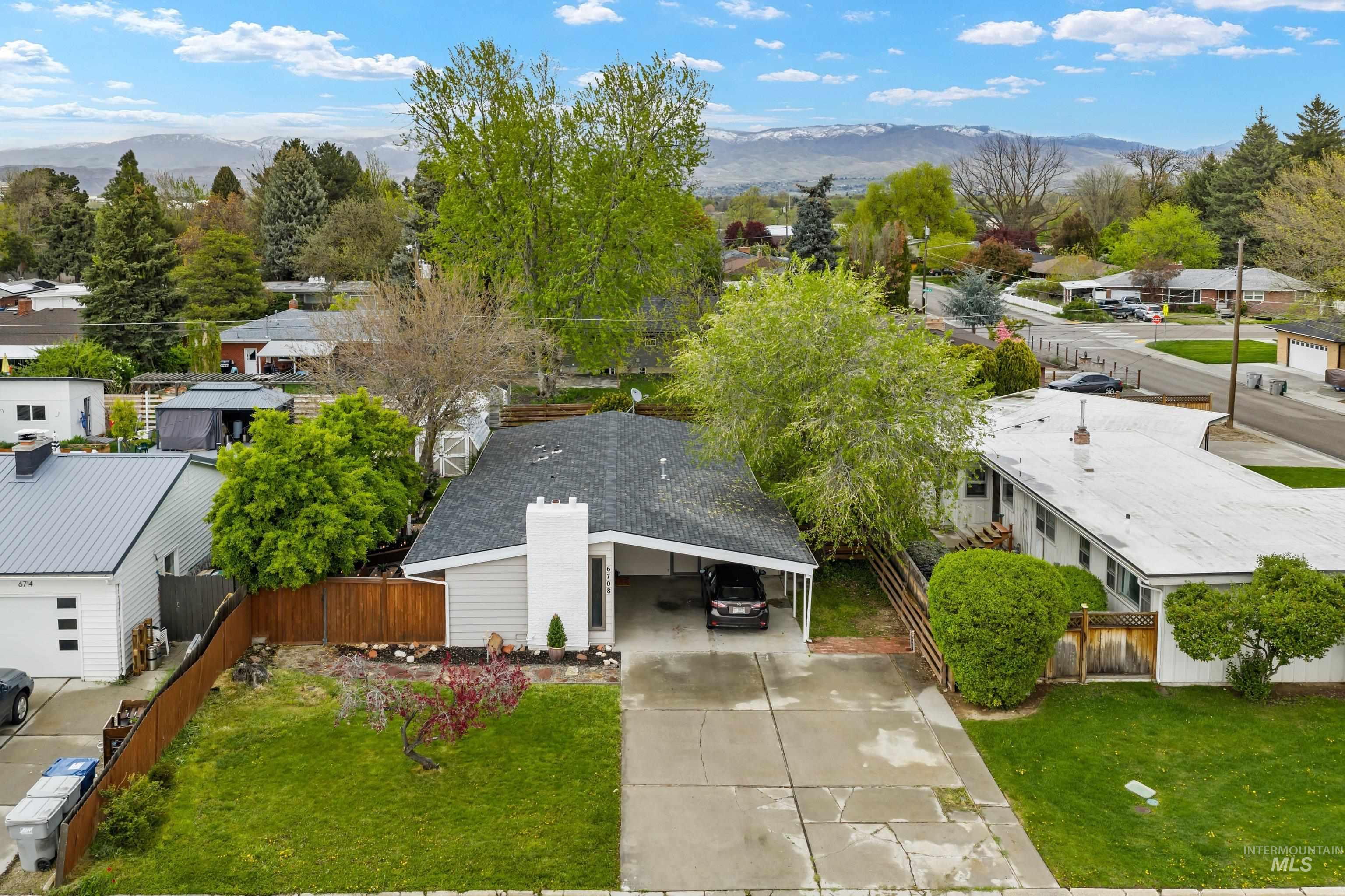 6708 W Holiday Drive, Boise, Idaho 83709, 3 Bedrooms, 2 Bathrooms, Residential For Sale, Price $439,900, 98982482