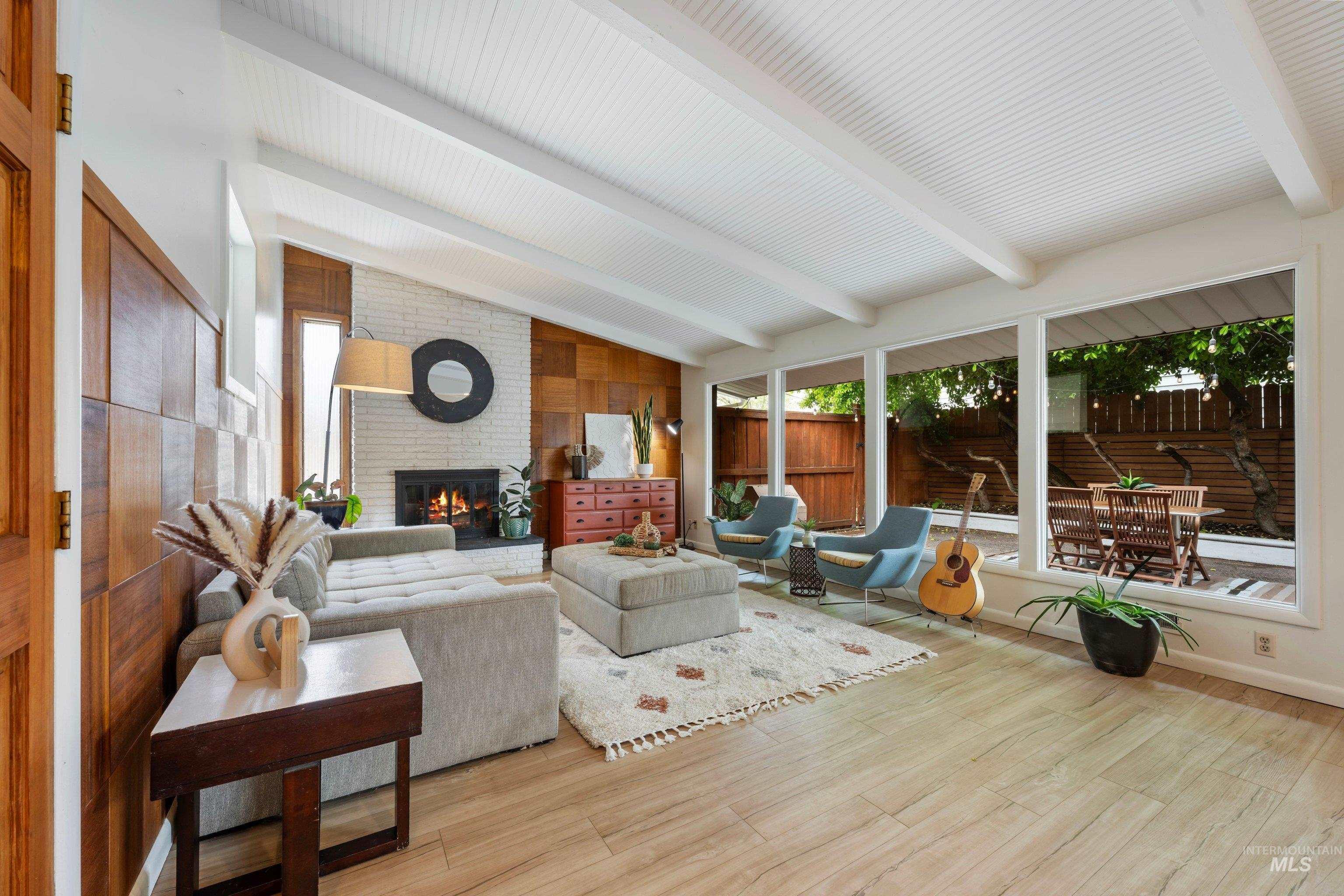 6708 W Holiday Drive, Boise, Idaho 83709, 3 Bedrooms, 2 Bathrooms, Residential For Sale, Price $439,900, 98982482