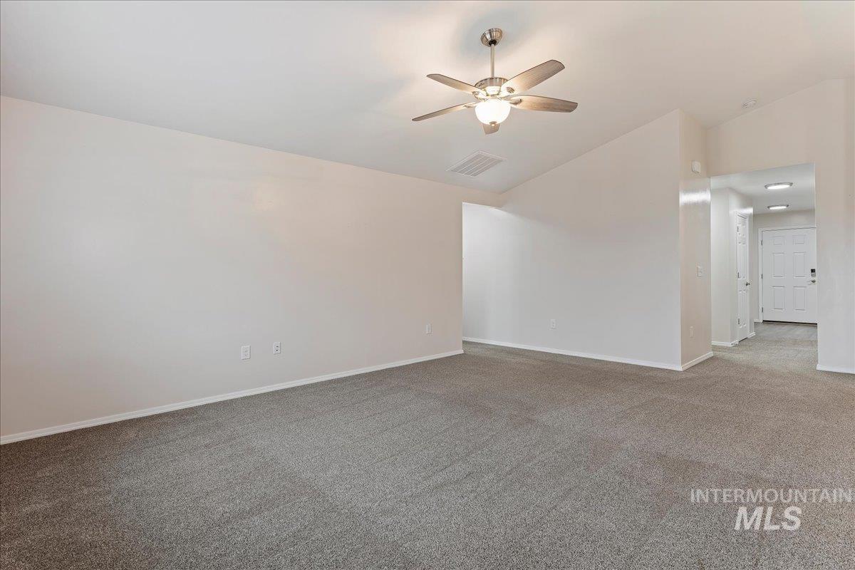 19786 Kennebec Way, Caldwell, Idaho 83605, 3 Bedrooms, 2 Bathrooms, Residential For Sale, Price $389,000, 98982483