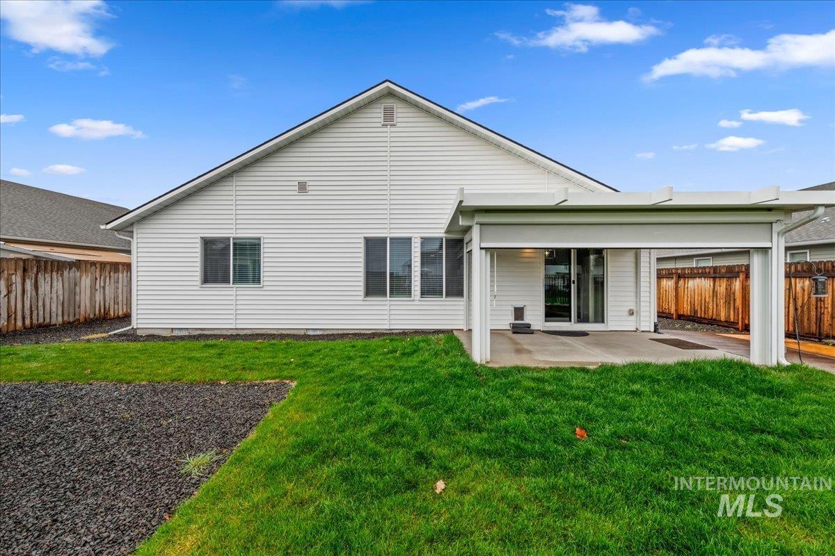 19786 Kennebec Way, Caldwell, Idaho 83605, 3 Bedrooms, 2 Bathrooms, Residential For Sale, Price $389,000, 98982483