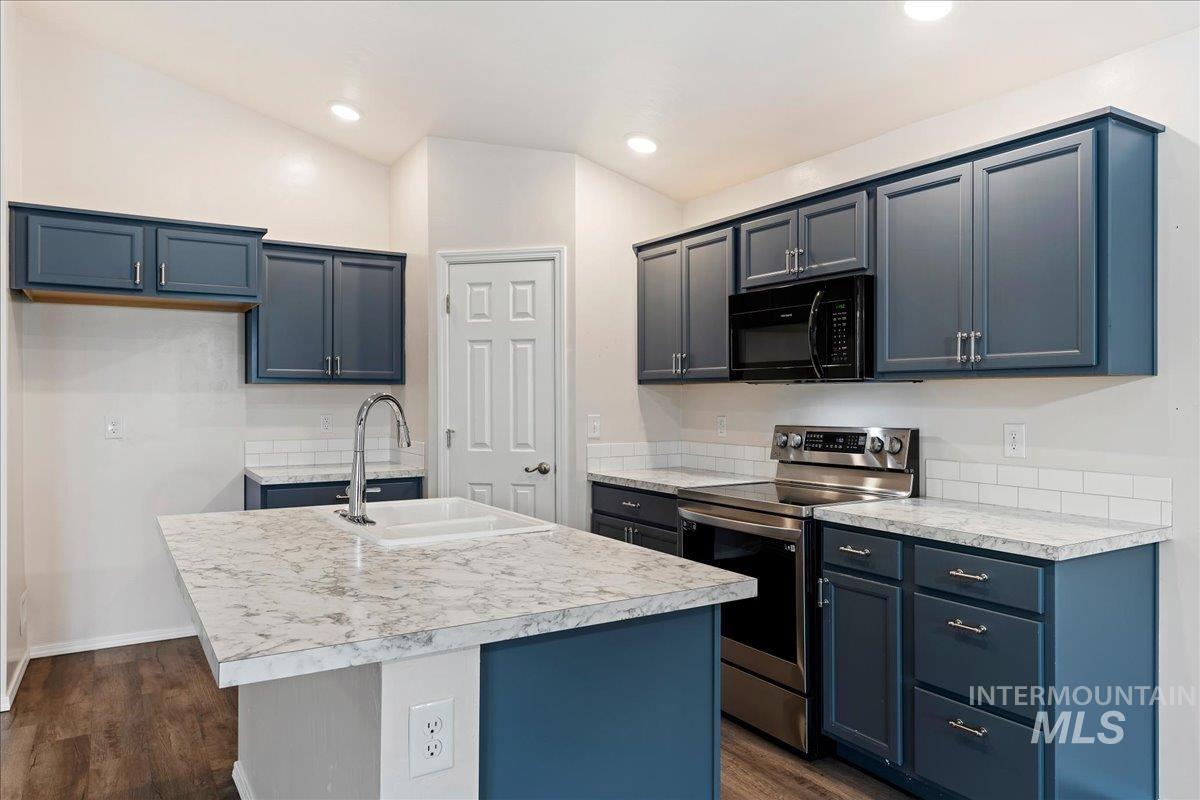 19786 Kennebec Way, Caldwell, Idaho 83605, 3 Bedrooms, 2 Bathrooms, Residential For Sale, Price $389,000, 98982483