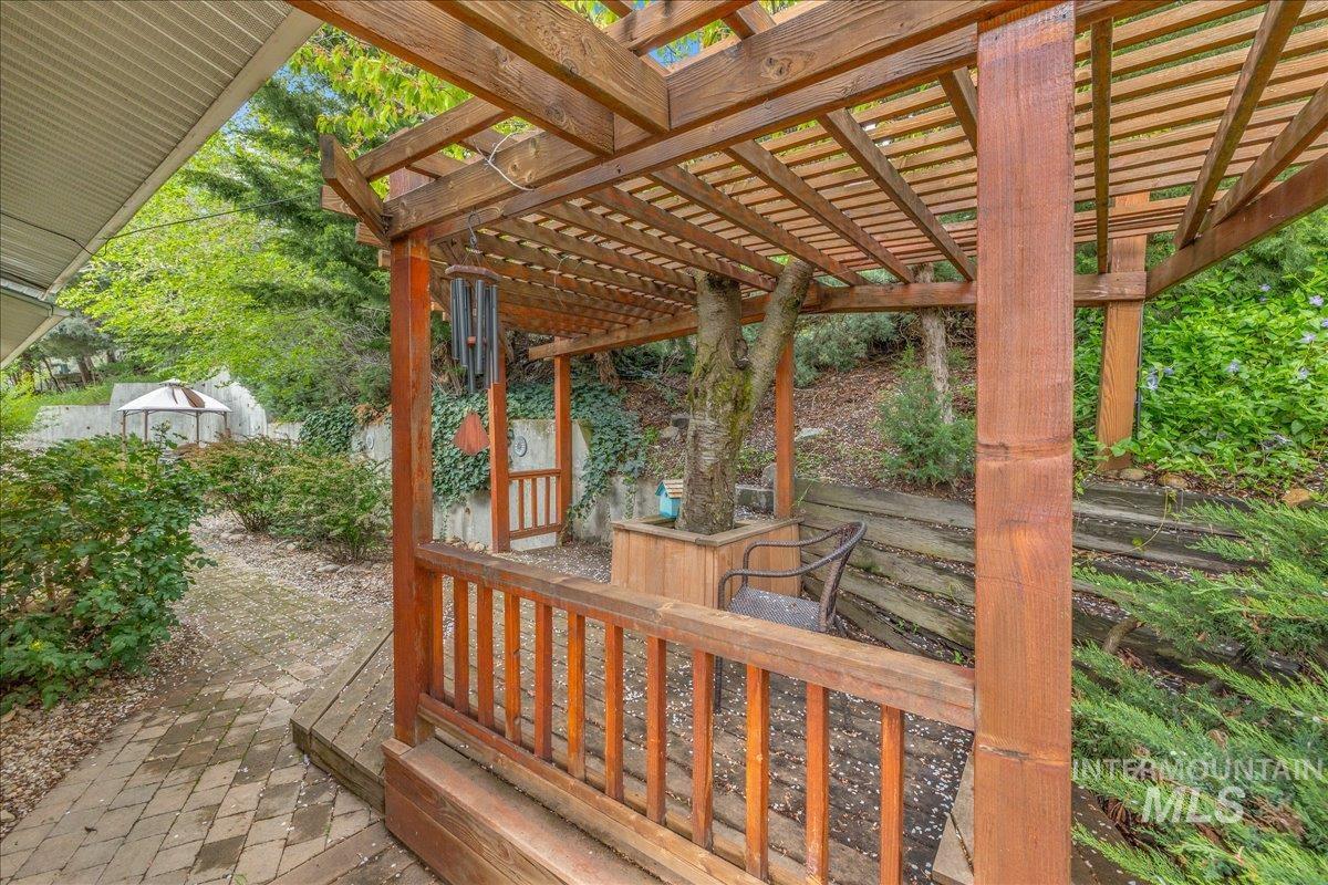 2624 N Hillway Dr, Boise, Idaho 83702, 4 Bedrooms, 2.5 Bathrooms, Residential For Sale, Price $920,000, 98982484