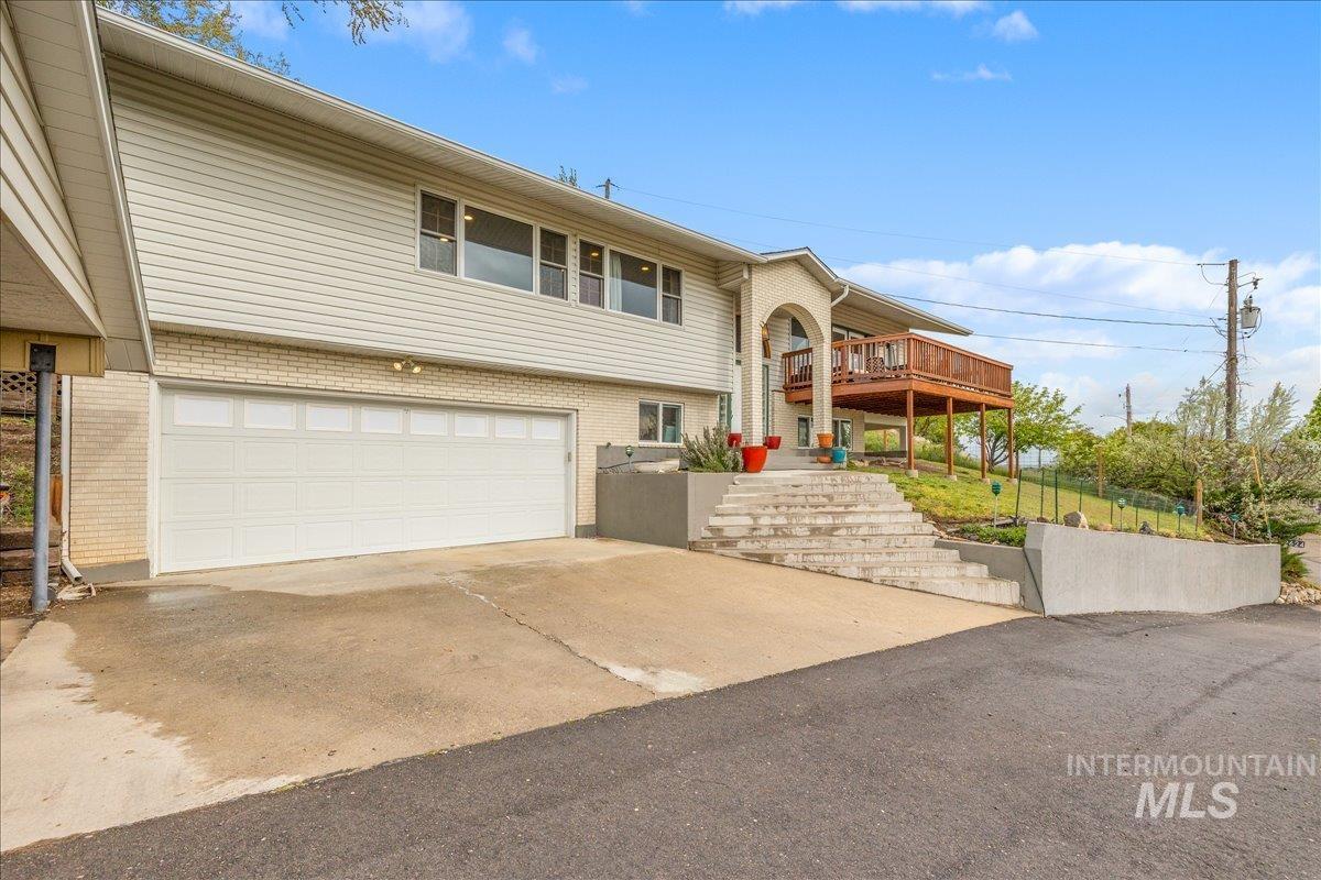 2624 N Hillway Dr, Boise, Idaho 83702, 4 Bedrooms, 2.5 Bathrooms, Residential For Sale, Price $920,000, 98982484